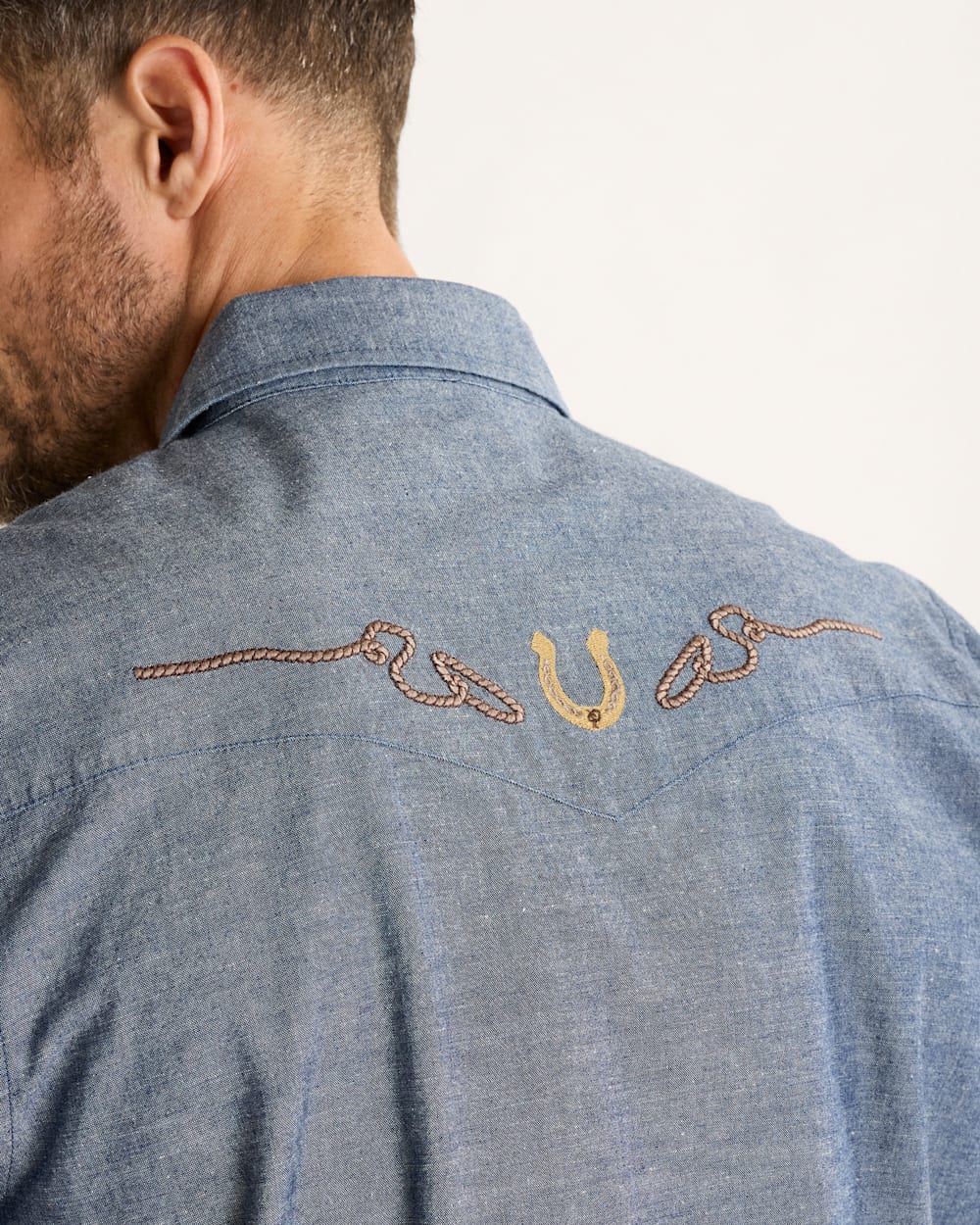 MEN'S RODEO EMBROIDERED CHAMBRAY GAMBLER SHIRT
