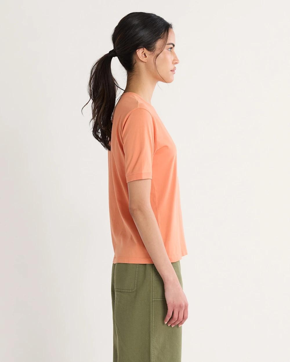 WOMEN'S RETRO GRAPHIC TEE