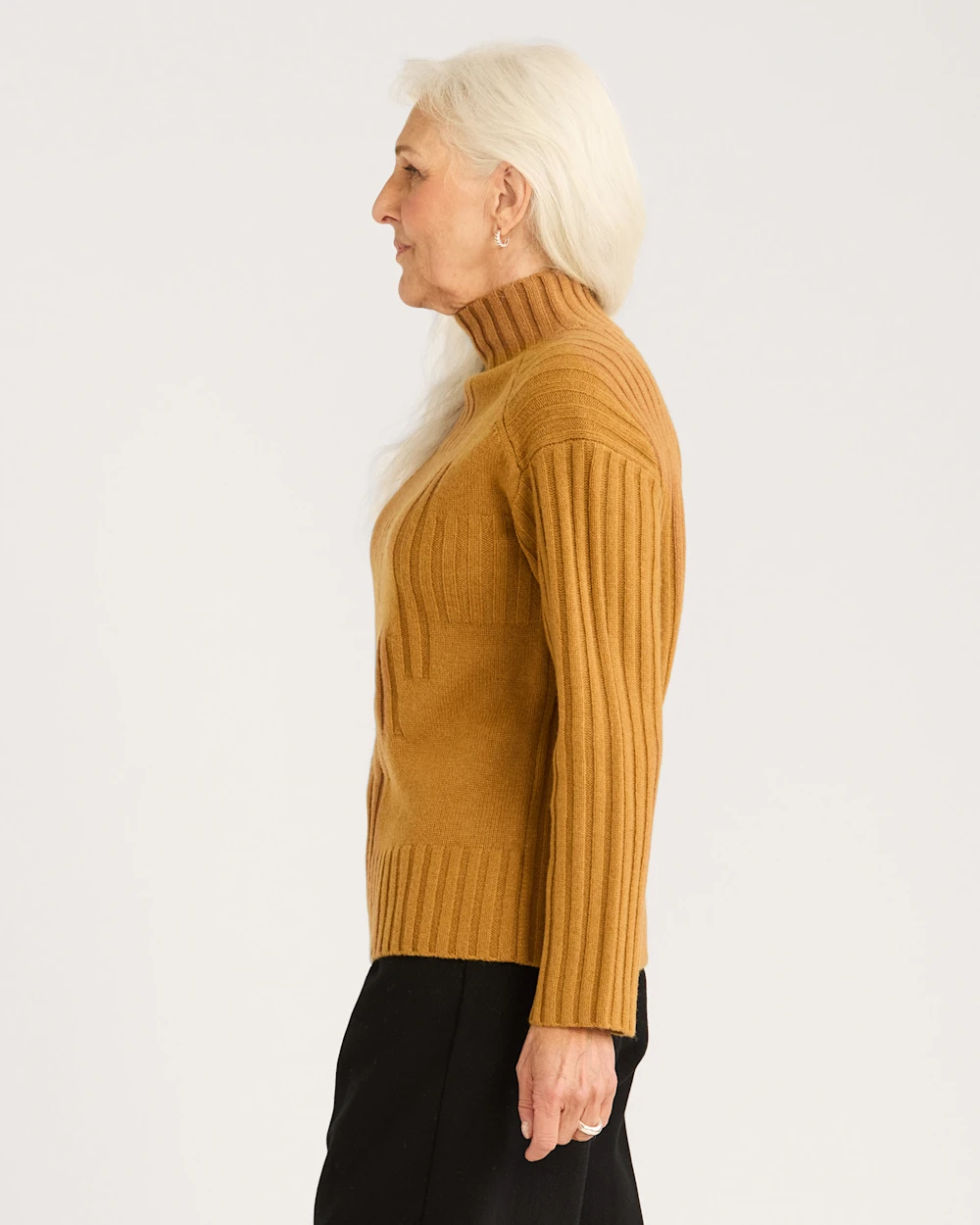 WOMEN'S OVERSIZED MOCKNECK PULLOVER