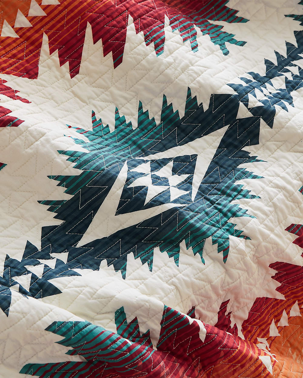 SUNSET PASS COVERLET SET