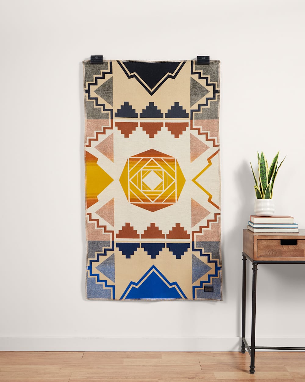 WOODEN BLANKET HANGER CLIPS