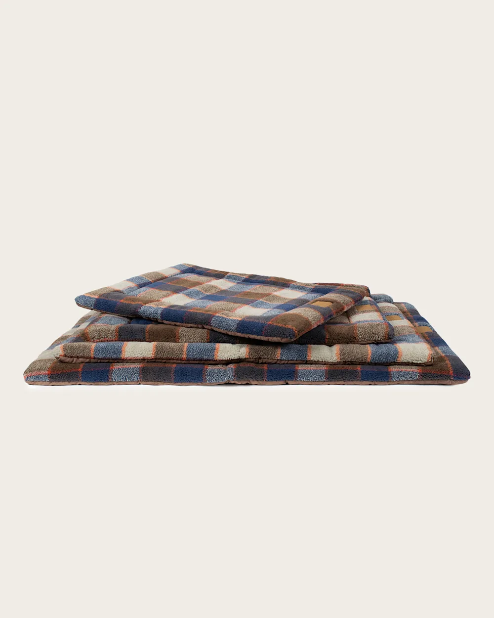 MOUNTAIN PLAID PET BED - COMFORT CUSHION