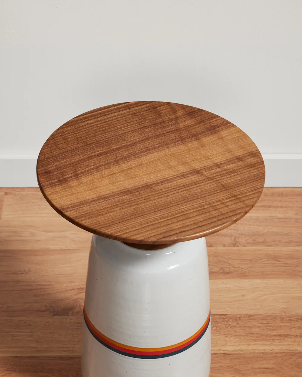 PALM DESERT TALL COCKTAIL TABLE