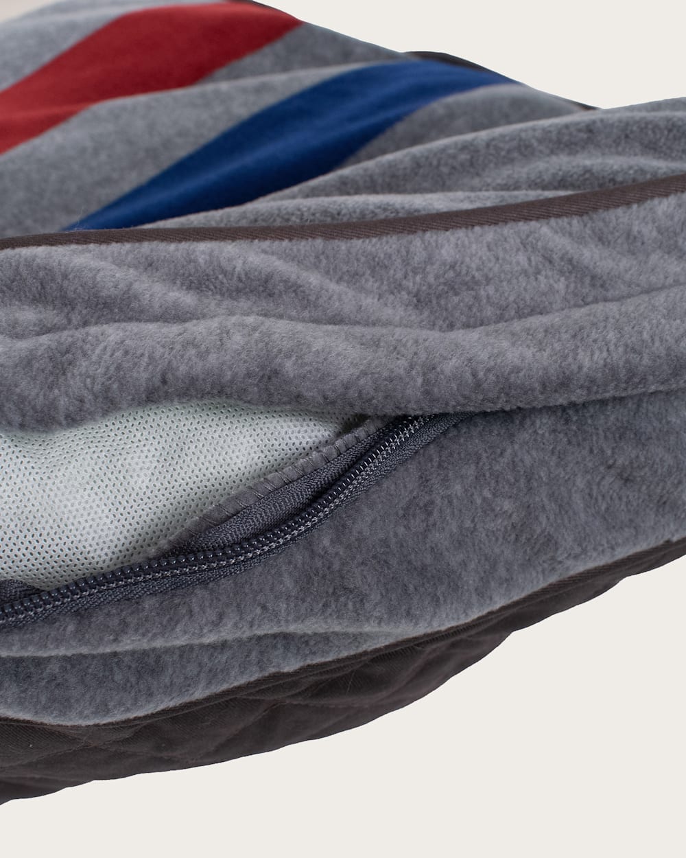 CABIN STRIPE PET BED - NAPPER