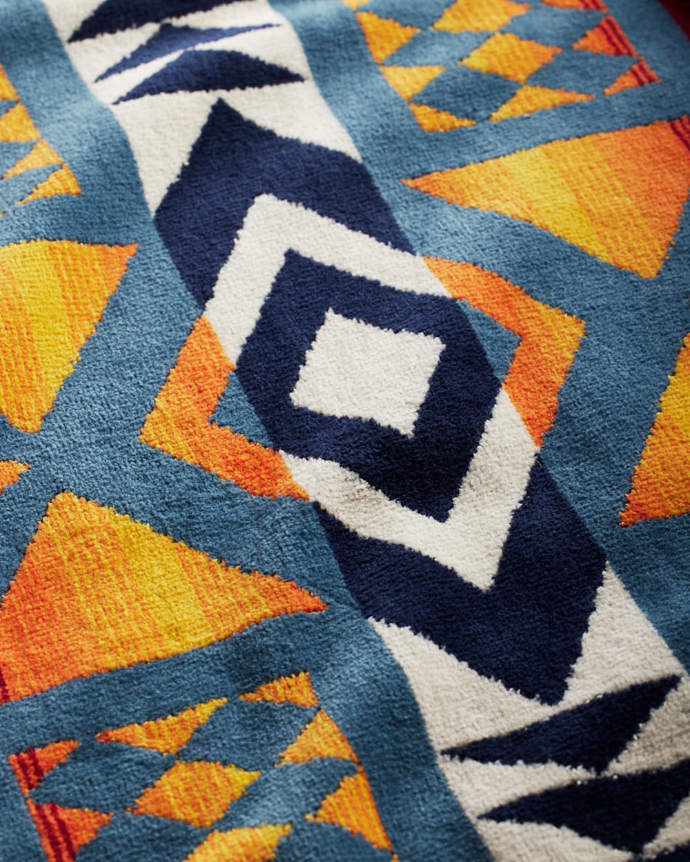 FIRE LEGEND TOWEL FOR TWO