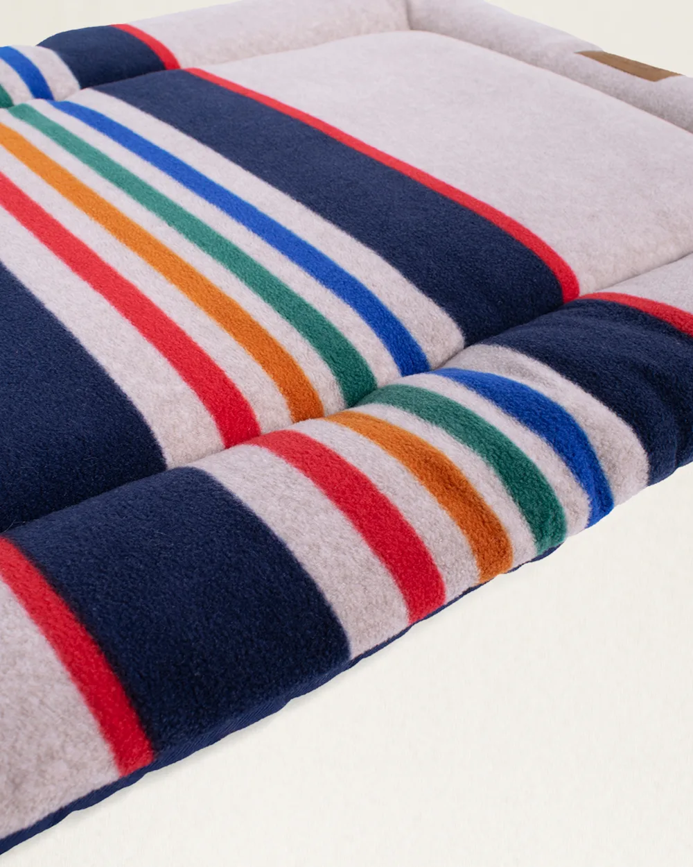 YELLOWSTONE NATIONAL PARK PET BED - COMFORT CUSHION