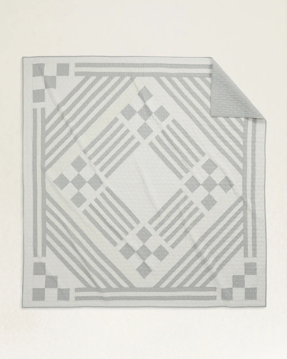 WILLOW CREEK PIECED QUILT SET