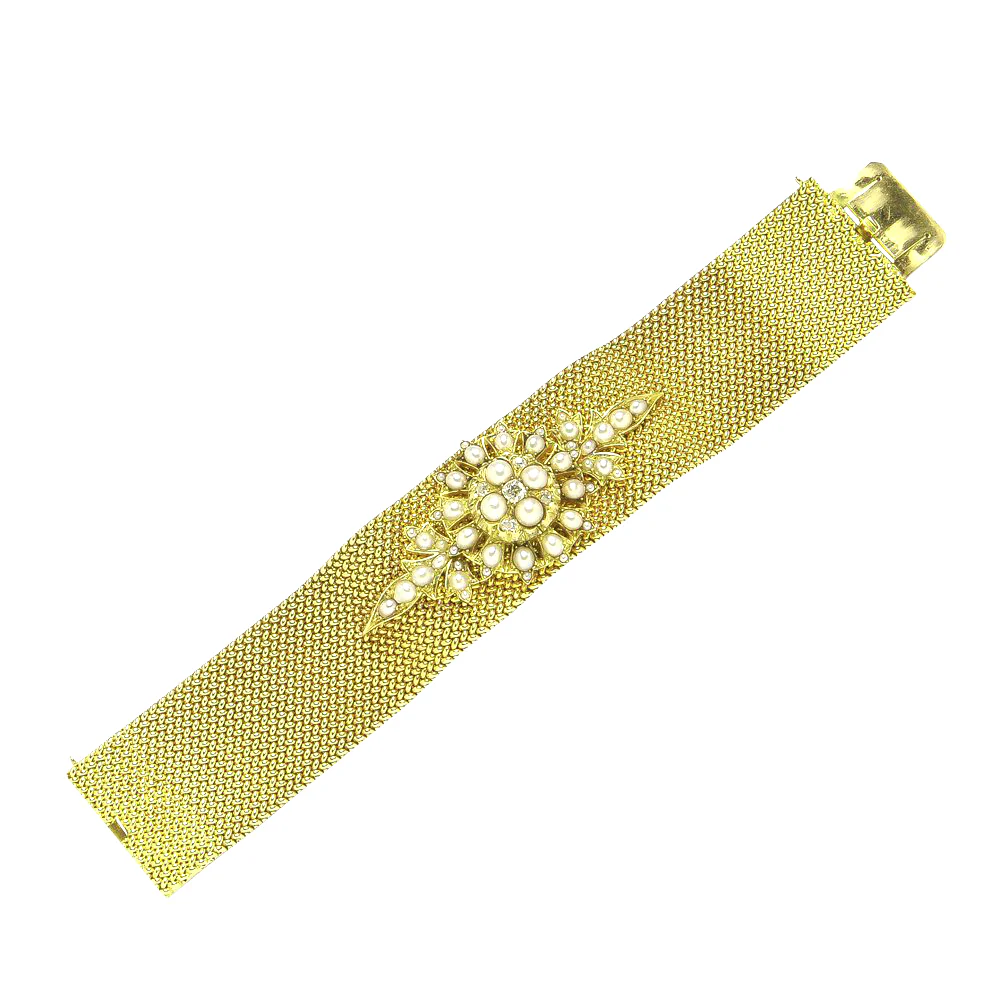 Antique Gold Bracelet with Pearl and Diamonds