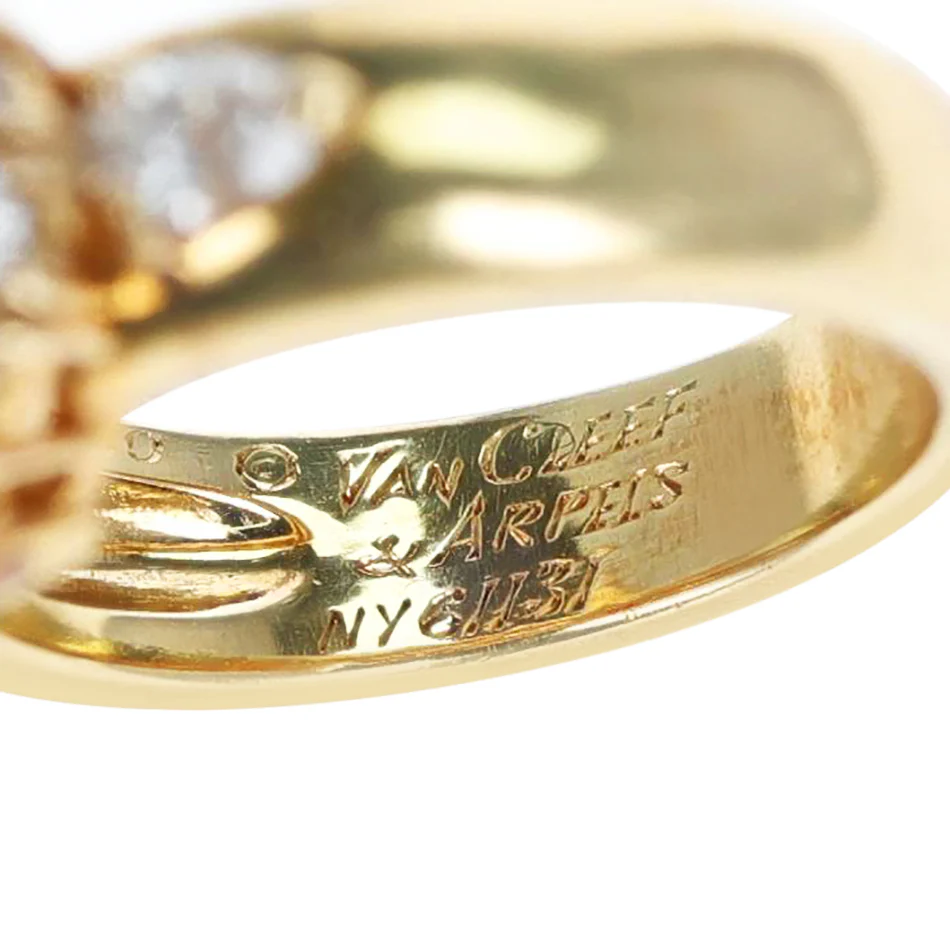 Van Cleef & Arpels Round Ruby Ring with Diamonds, 18k