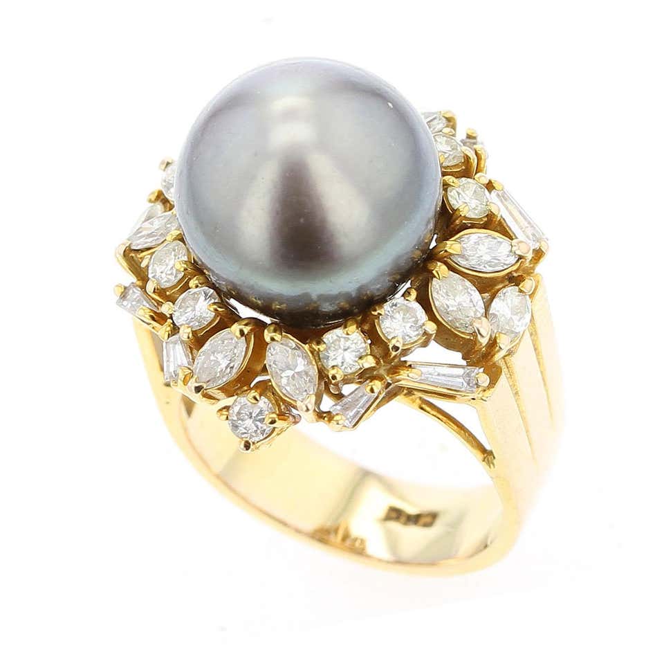Gray Tahitian Cultured Pearl and Diamond Ring, 14 Karat Yellow Gold