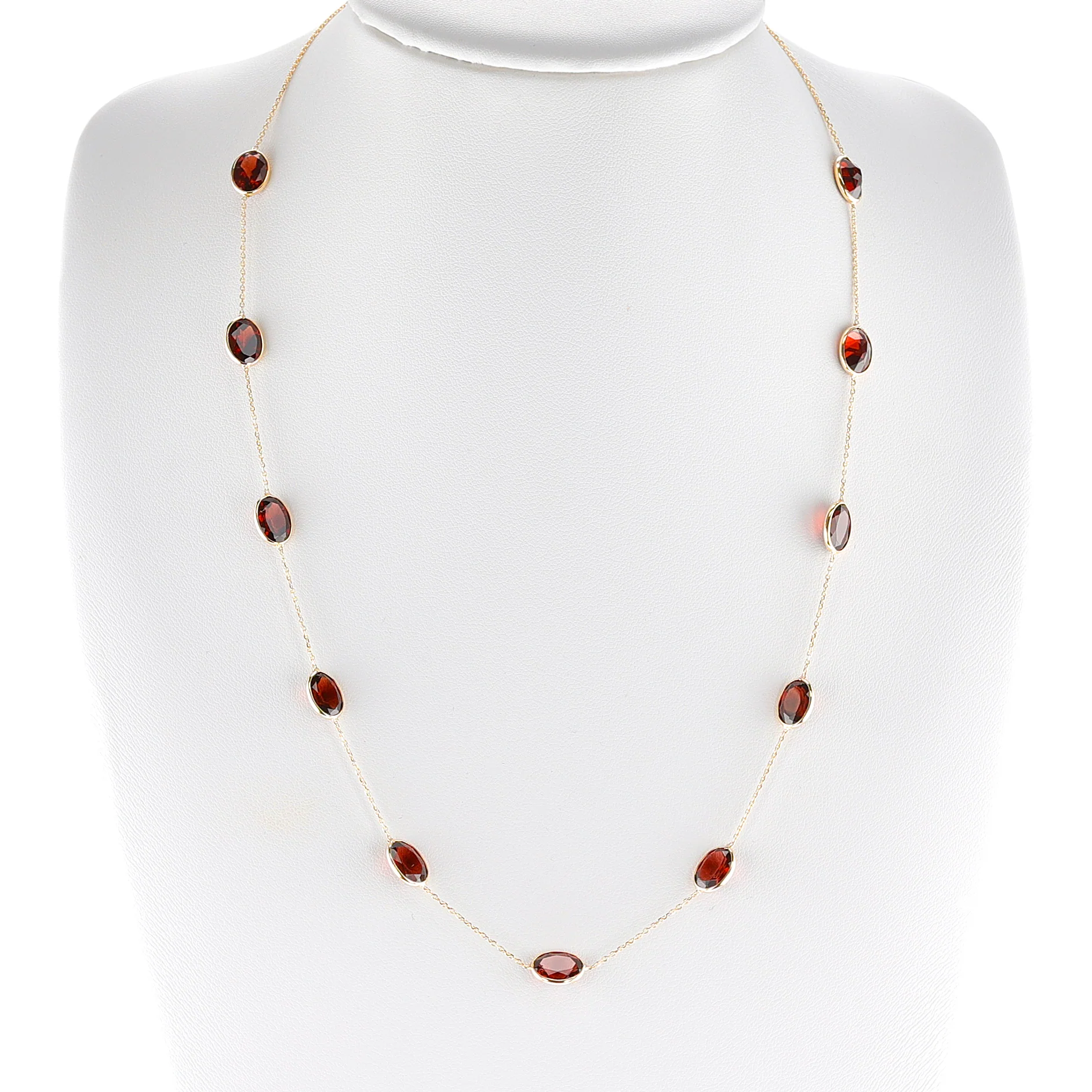 Oval Garnet Necklace, 18k