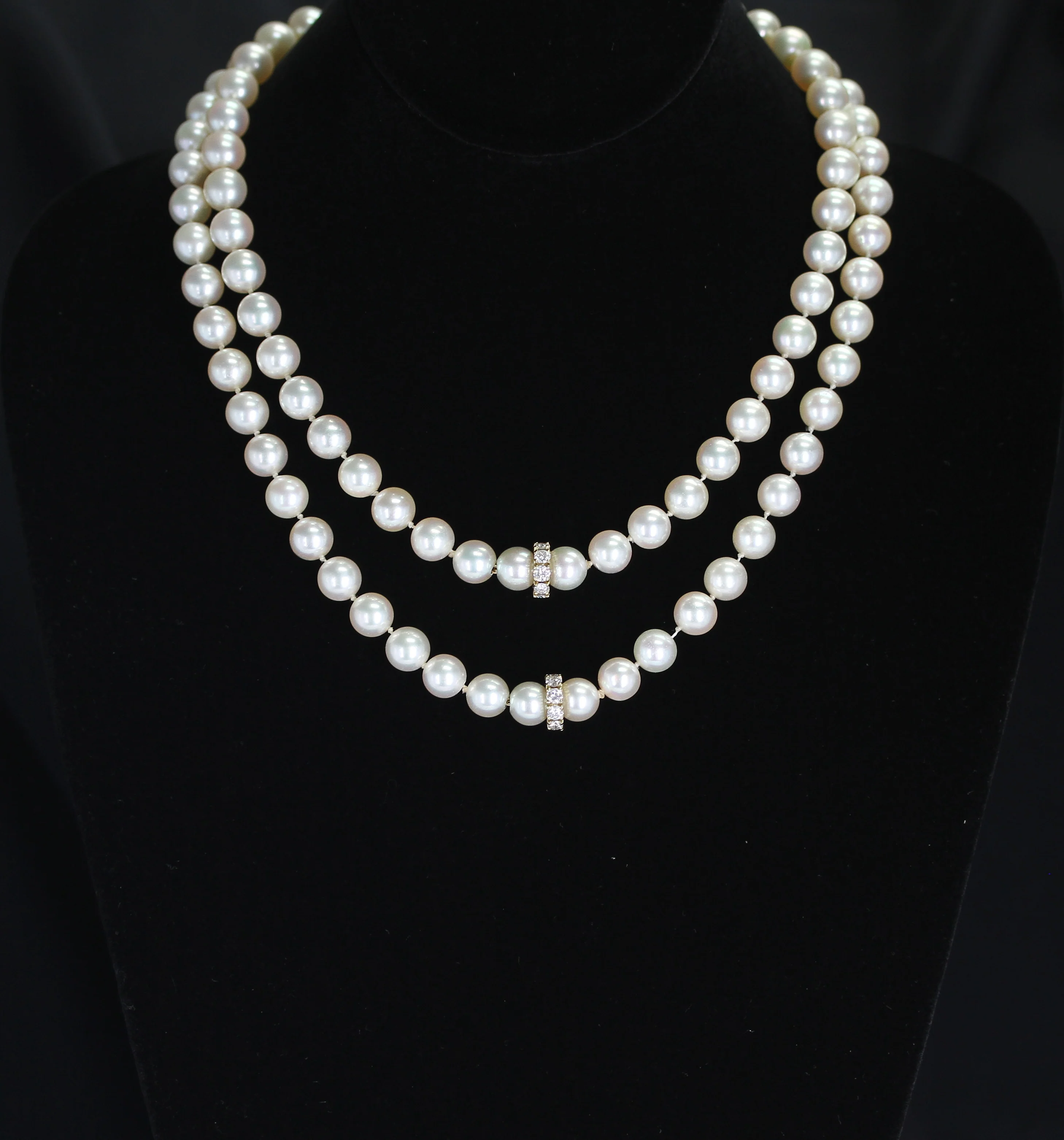 Pearl Beads Necklace with Diamond Discs