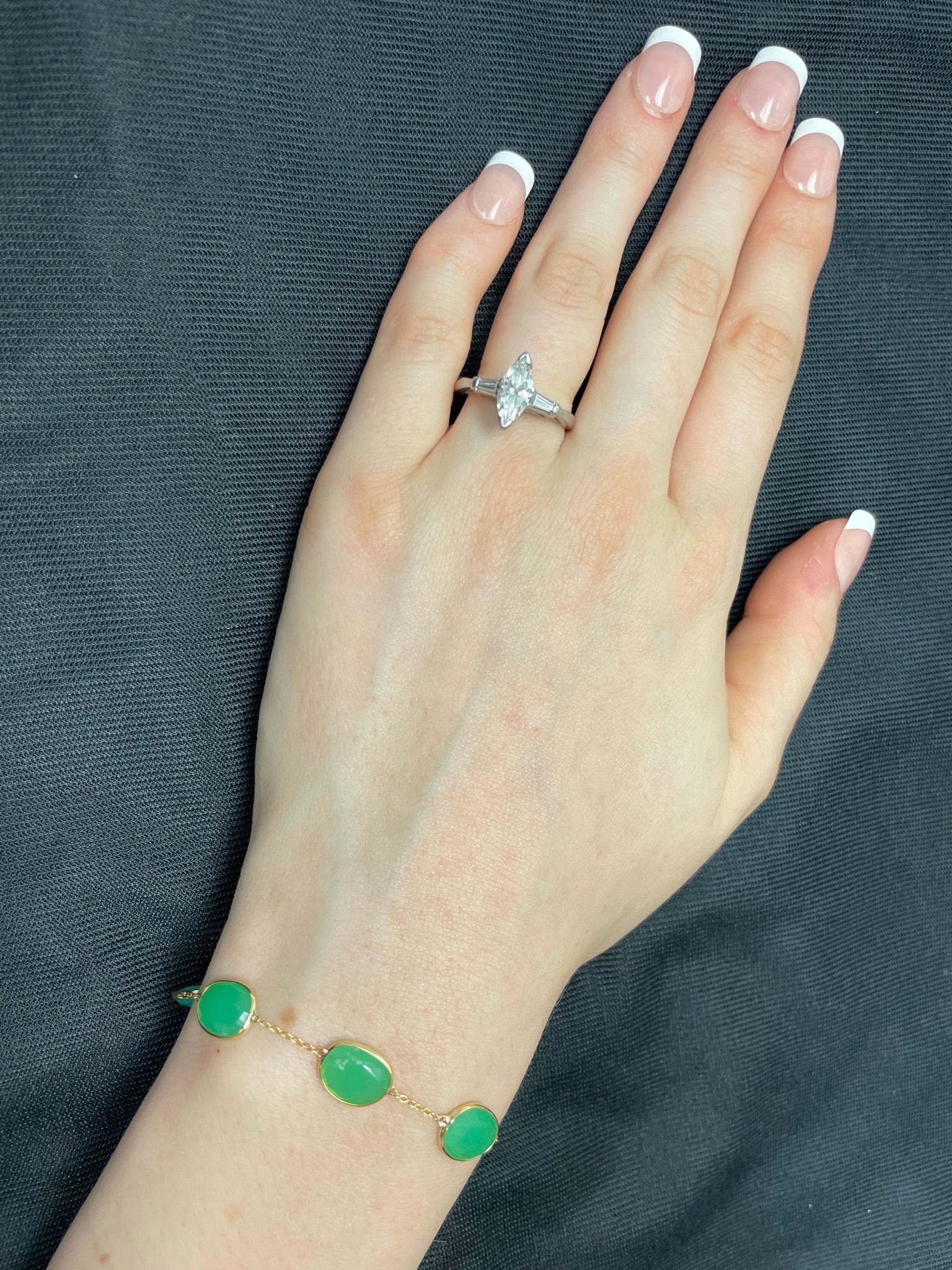 Oval Cut Genuine Chrysophrase 18k Yellow Gold Bracelet