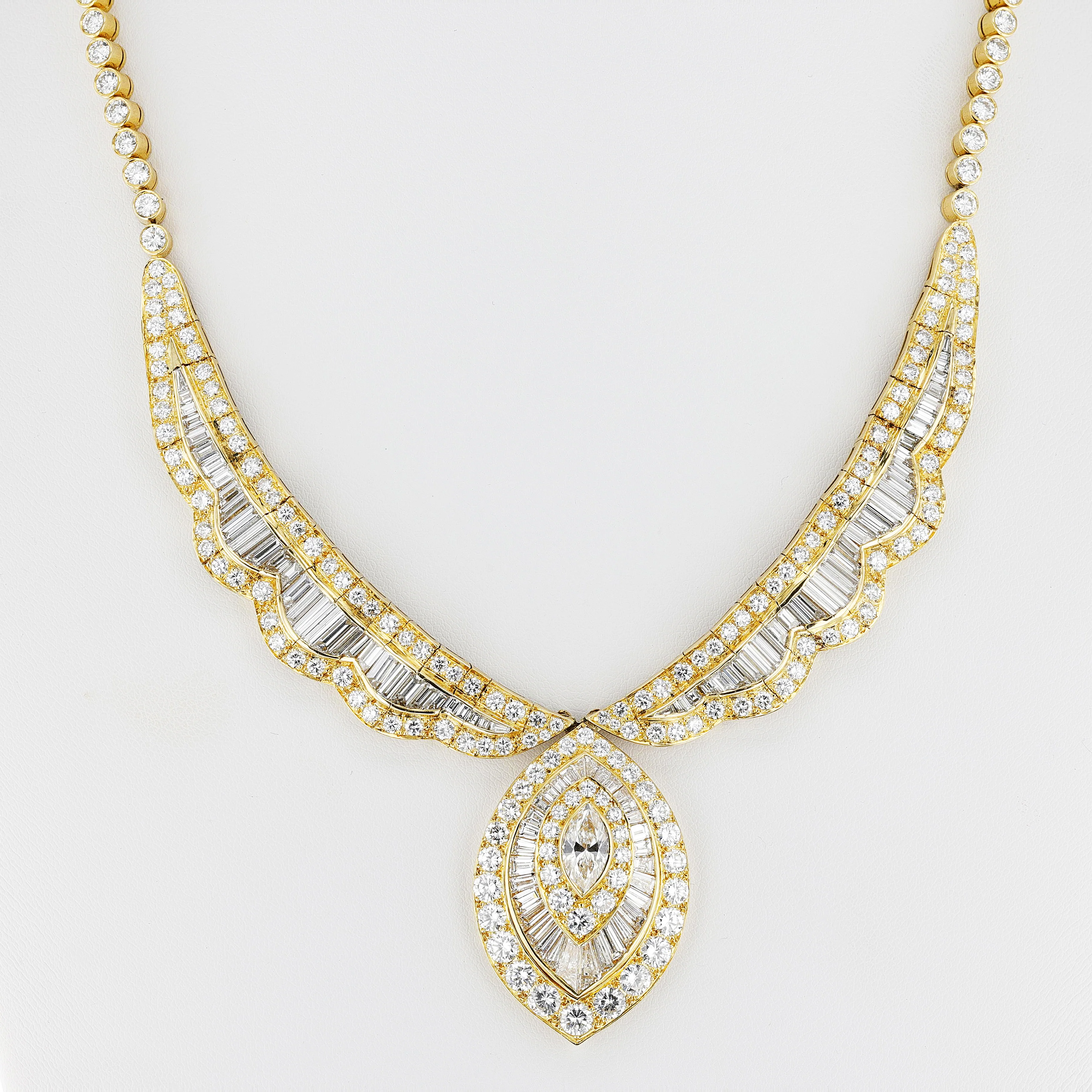 French Van Cleef & Arpels Marquise Center Diamond Necklace