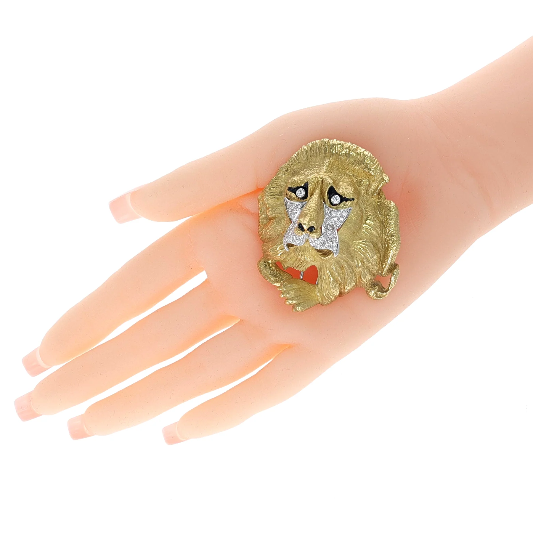 Gold and Diamond Lion Brooch