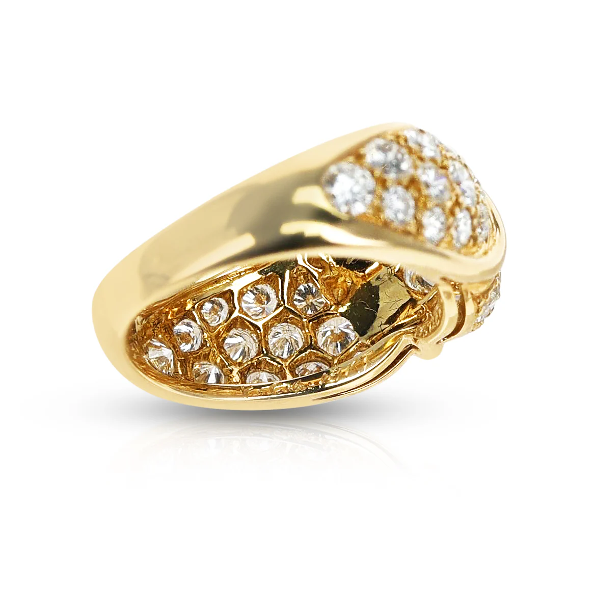 Van Cleef & Arpels Three Swerve 2.25 cts. Diamond Ring, 18k Yellow