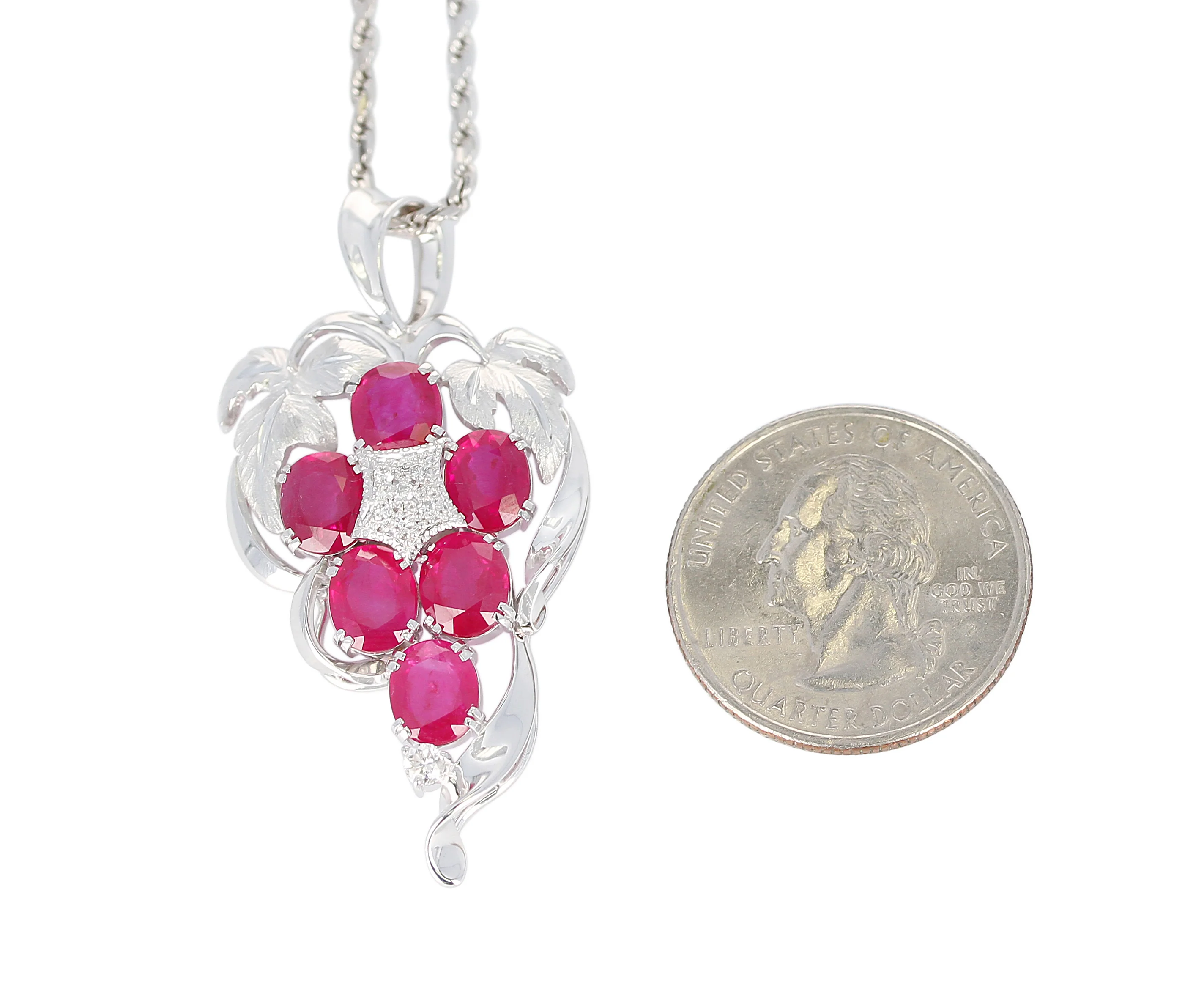 Grape-Style 7.45 carats 6 Oval Ruby Pendant with Diamonds, Platinum and 18K Gold