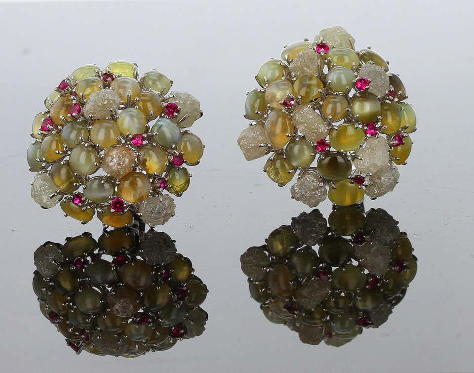 Cat’s Eye Chrysoberyl Earrings with Rough Diamonds and Rubies, 18 Karat Gold