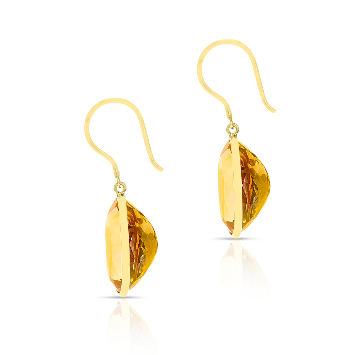 Citrine Oval Shape Dangling Earrings made in 18 Karat Yellow Gold.