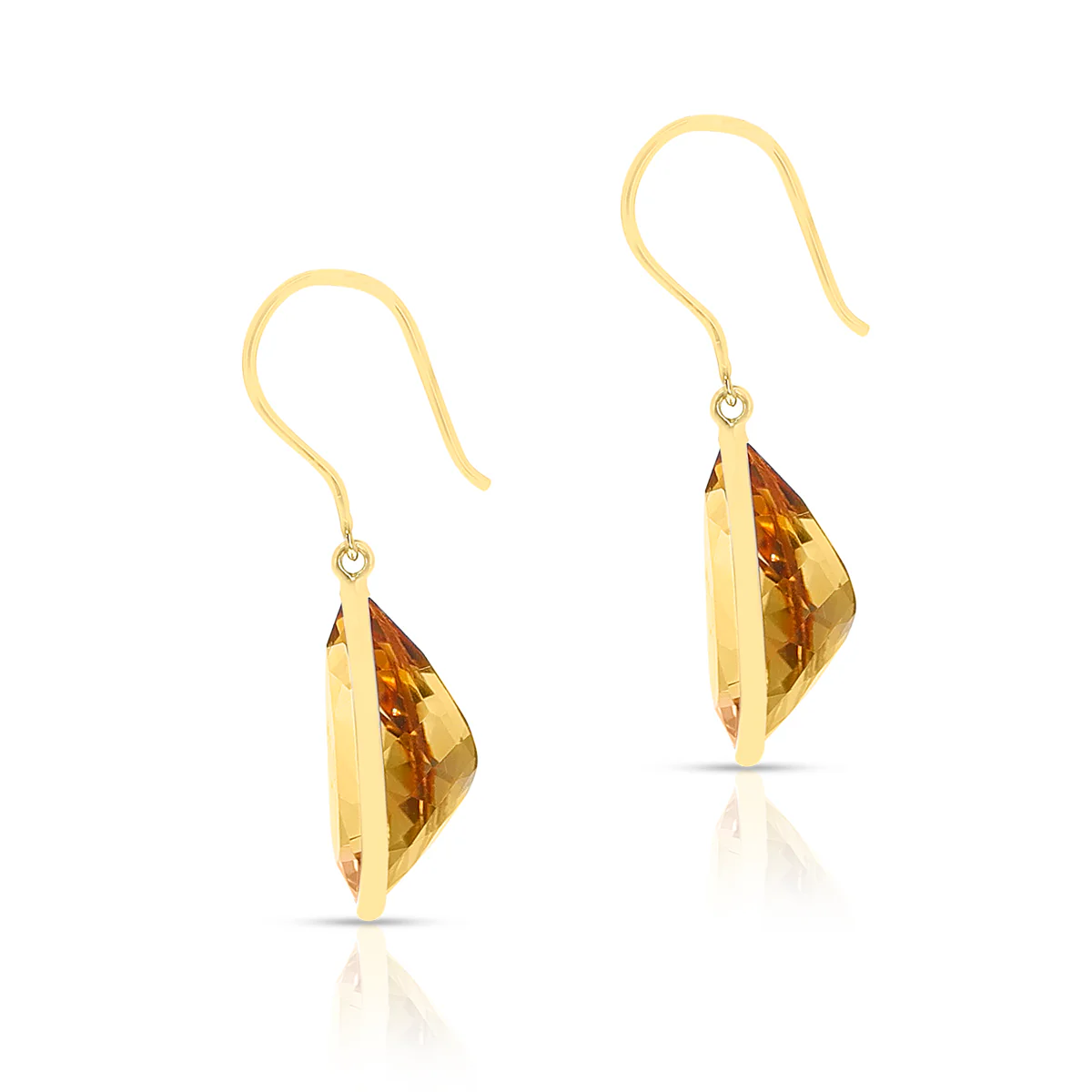 Citrine Pear Shape Dangling Earrings made in 18 Karat Yellow Gold.