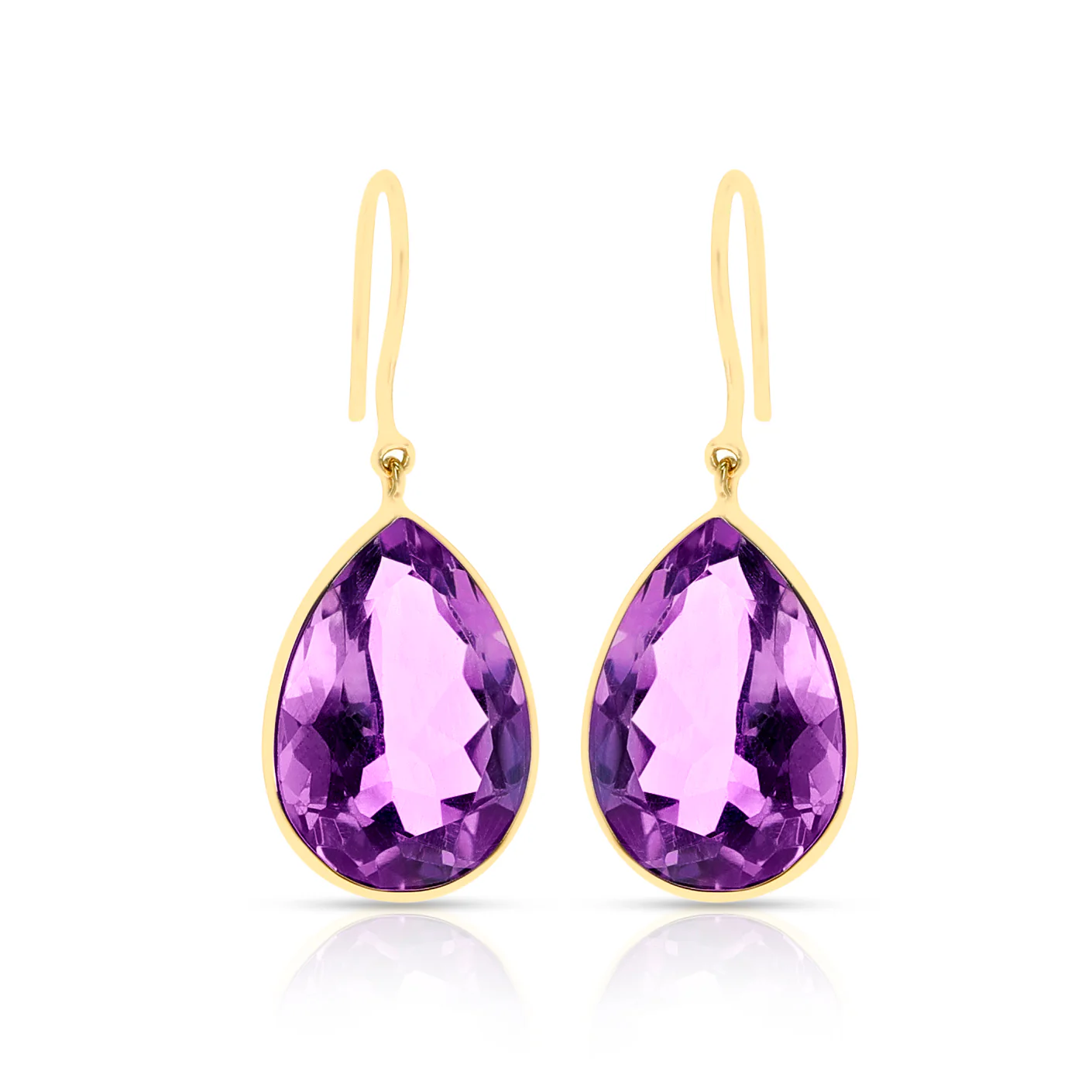 Amethyst Pear Shape Dangling Earrings made in 18 Karat Yellow Gold.