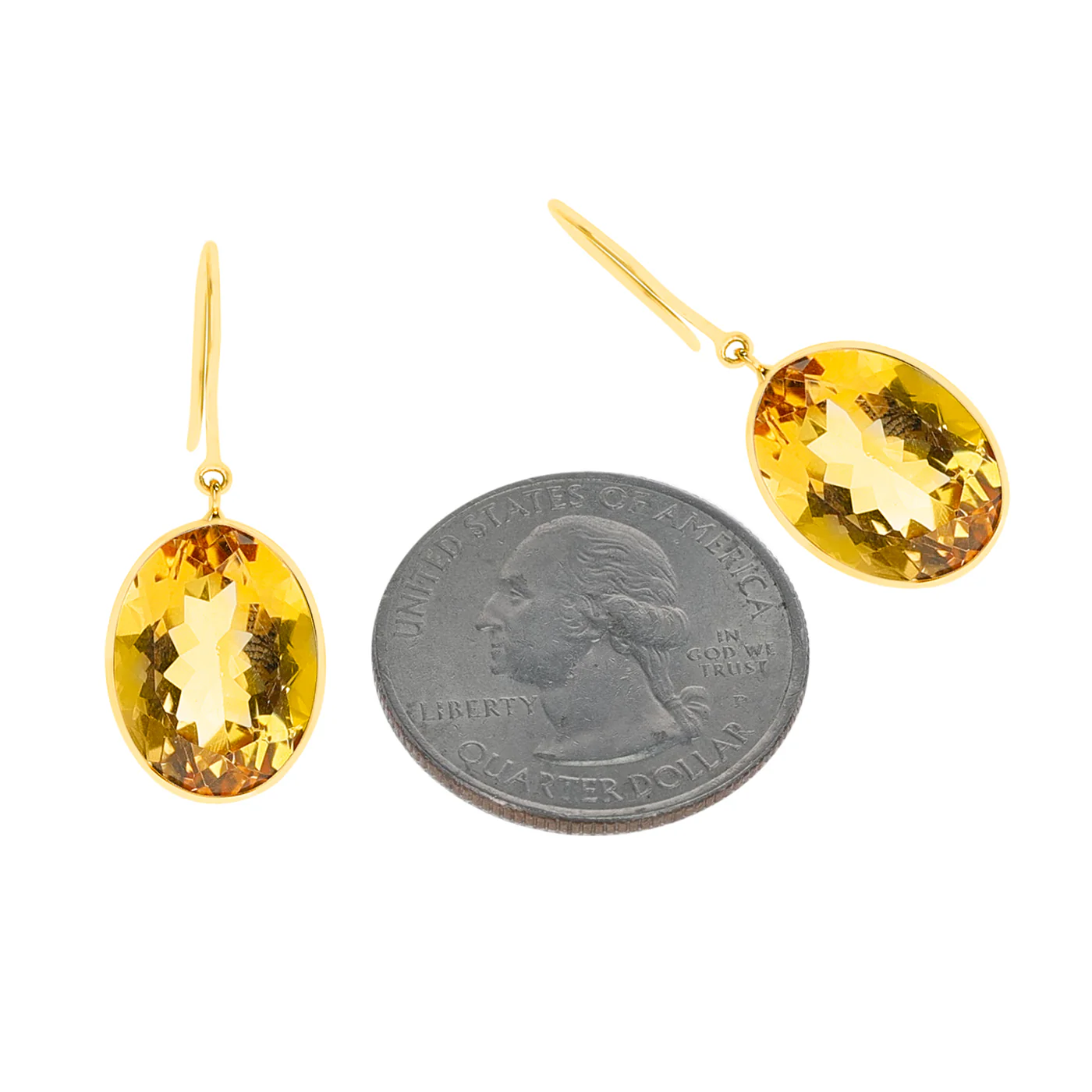 Citrine Oval Shape Dangling Earrings made in 18 Karat Yellow Gold.