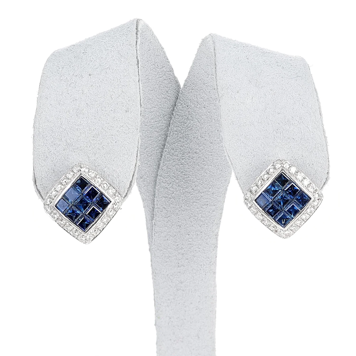 Square 3 ct. Sapphire and Diamonds 0.60 carats 18K White Gold Earrings