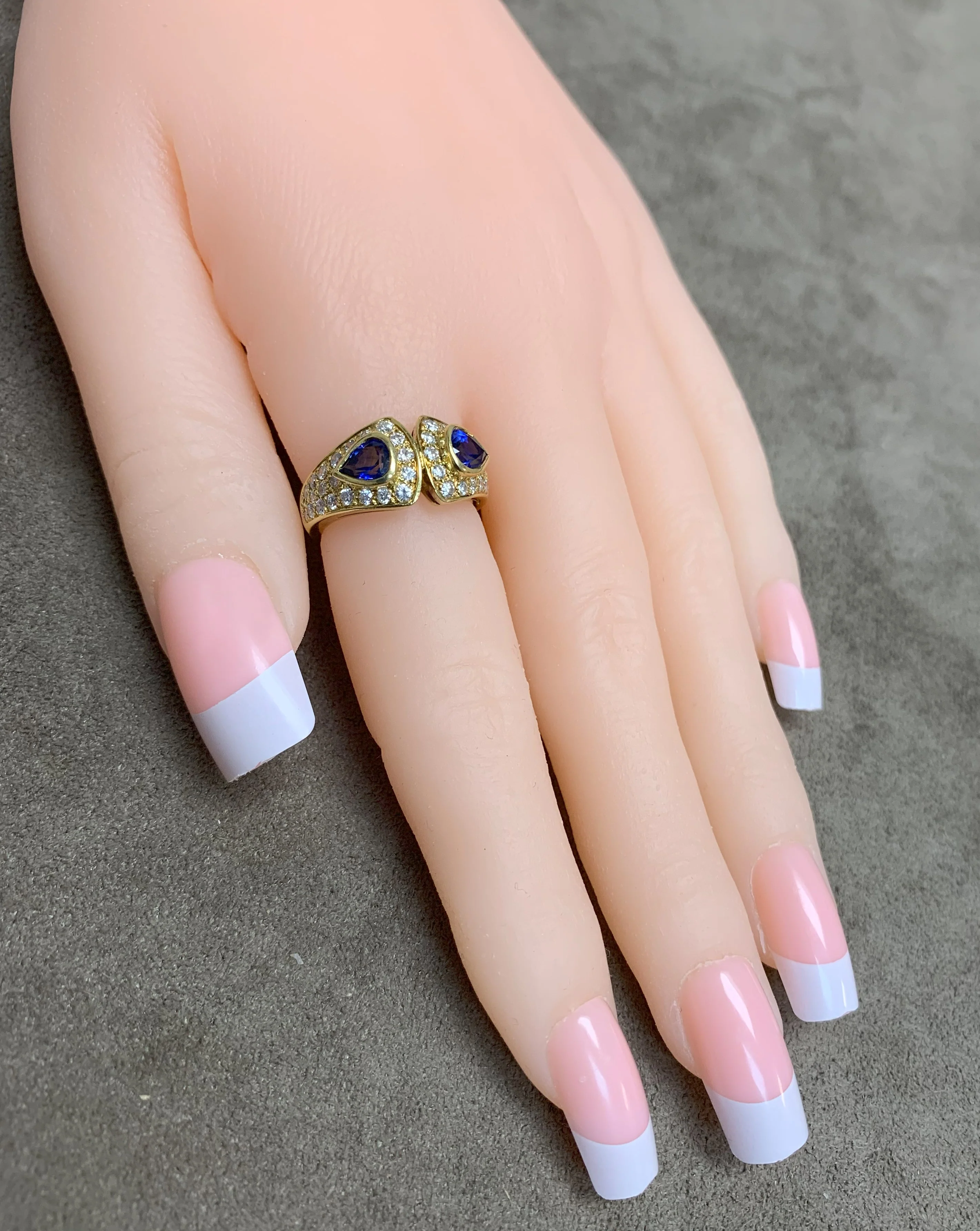 Van Cleef & Arpels Double Pear Shape Sapphire and Diamond Ring, 18K Yellow Gold