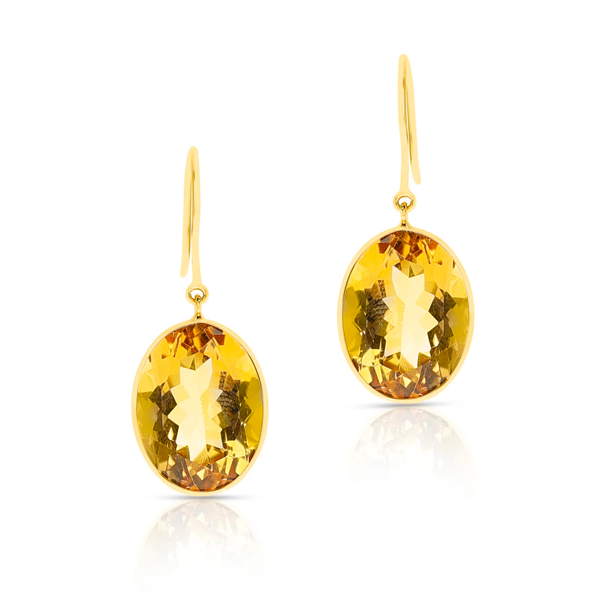 Citrine Oval Shape Dangling Earrings made in 18 Karat Yellow Gold.