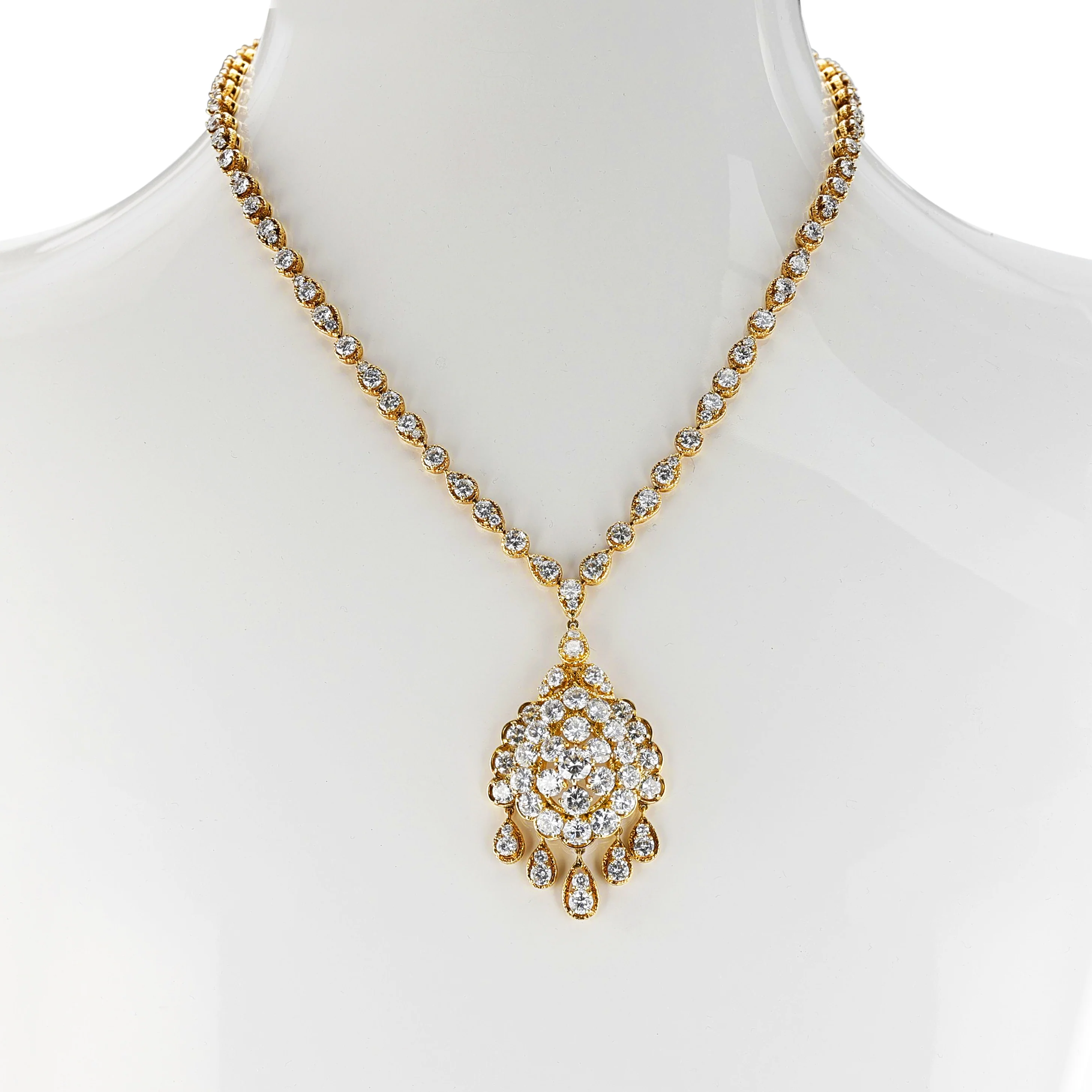 Van Cleef & Arpels Natural Diamond 18K Yellow Gold Necklace and Earring Set