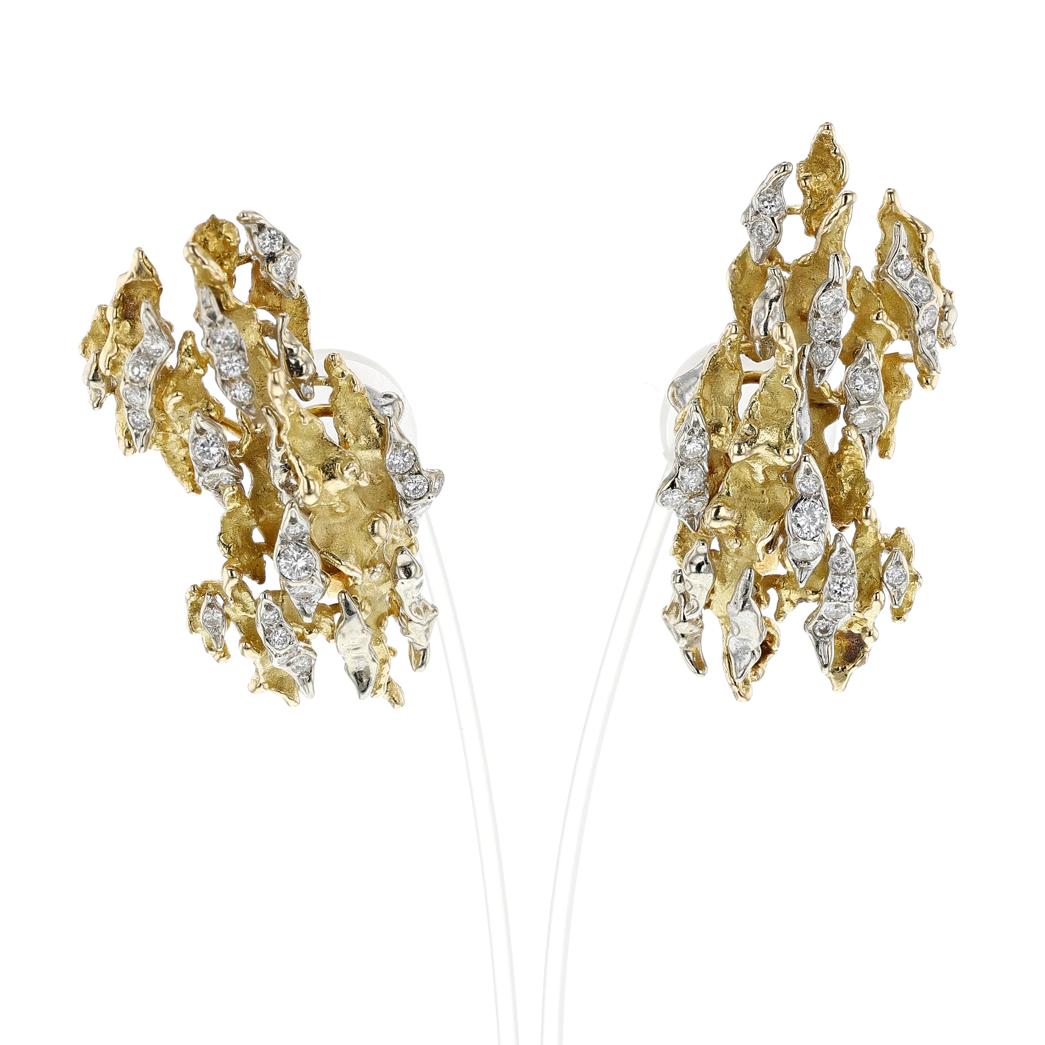 1970s Sterlé Yellow and White Gold Wavy Earrings with Diamonds