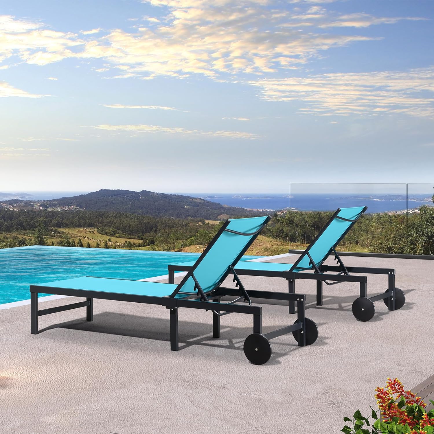 PURPLE LEAF Patio Tanning Lounge Chair Set with Face Down Hole Outdoor Aluminum Adjustable Reclining Chairs Wheels Pillows and Table for Poolside Beach Sunbathing Lounger, Beige