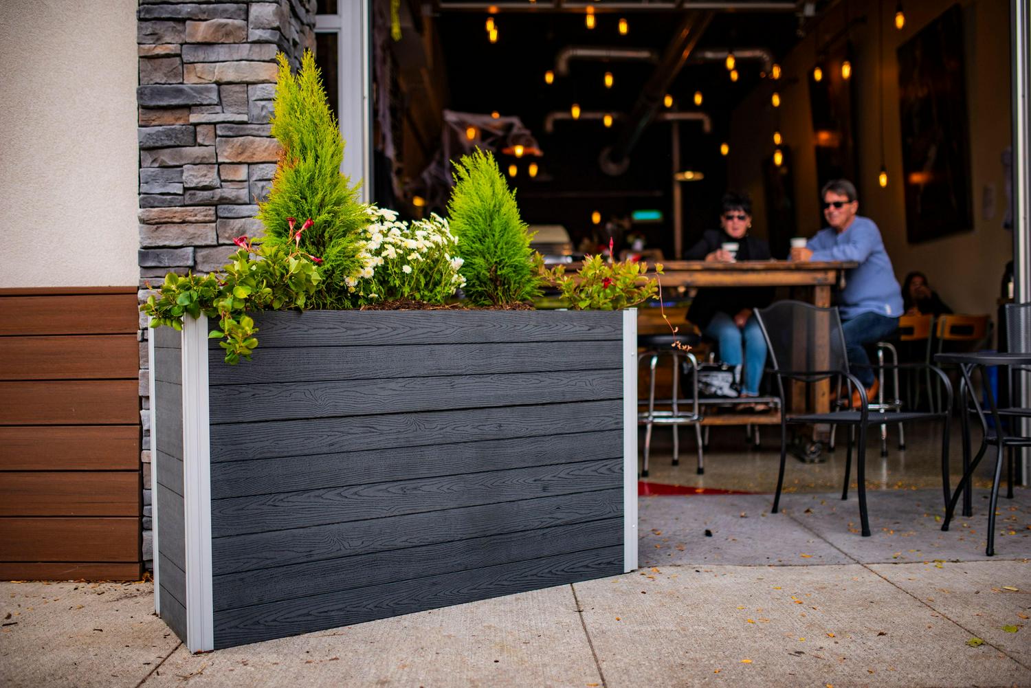 Vita Urbana Vinyl Large Parklette Planter, Slate Gray, 59′′x16′′x33′′