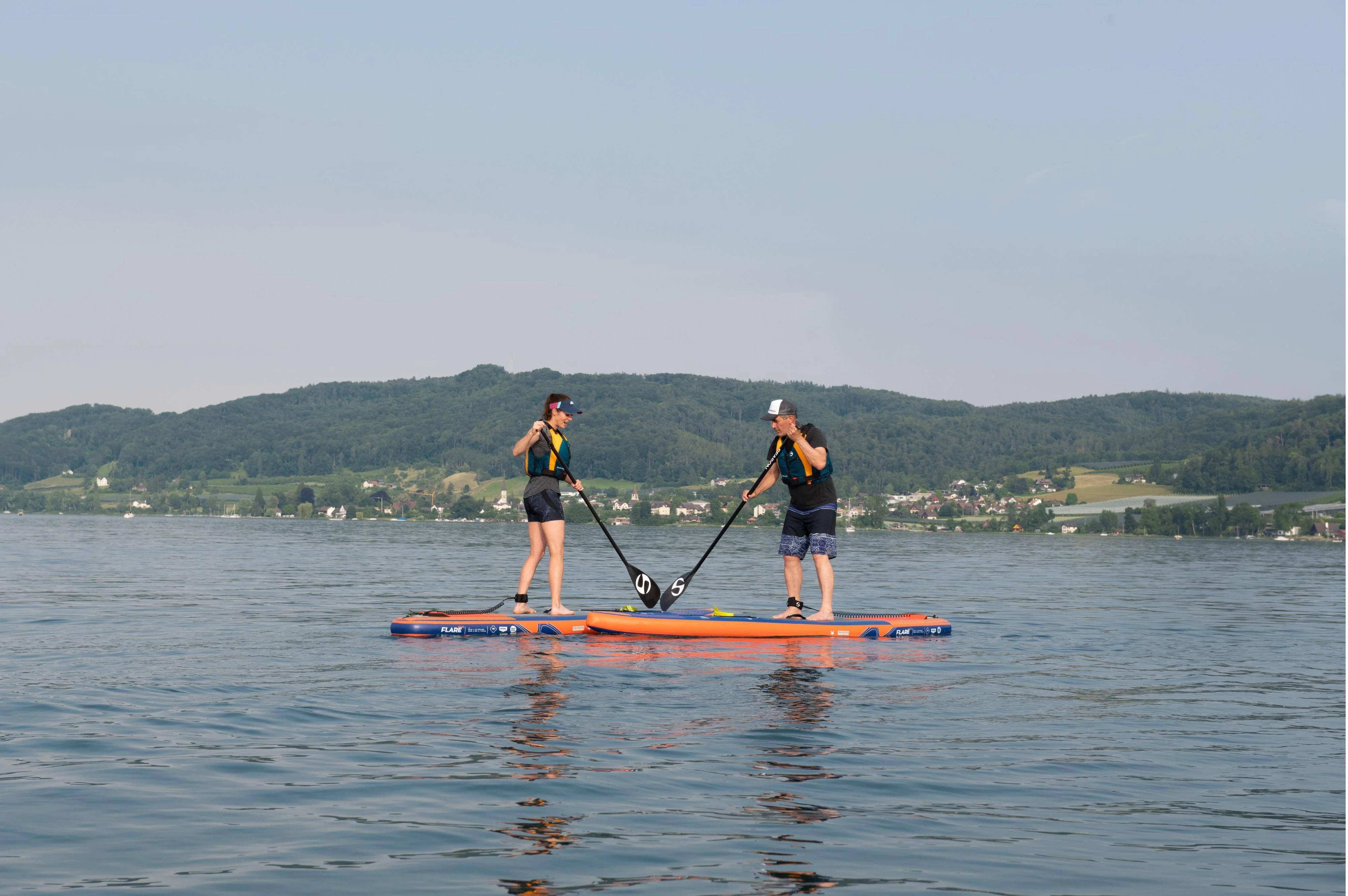 2026 Flare 10.8 Tabla de SUP hinchable – ligera y estable, construcción Woven Dropstitch, accesorios incluidos en mochila