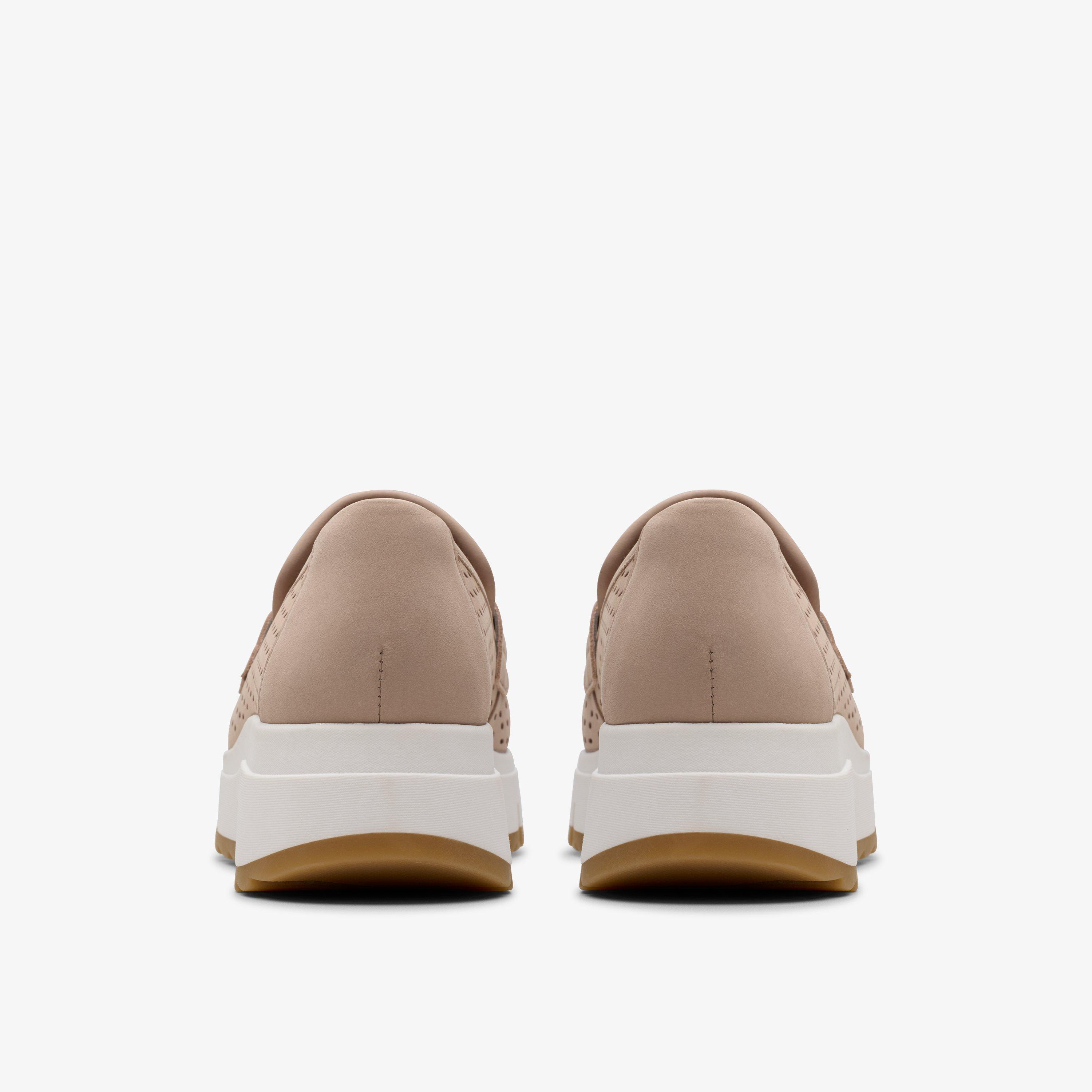 Loriini Edge