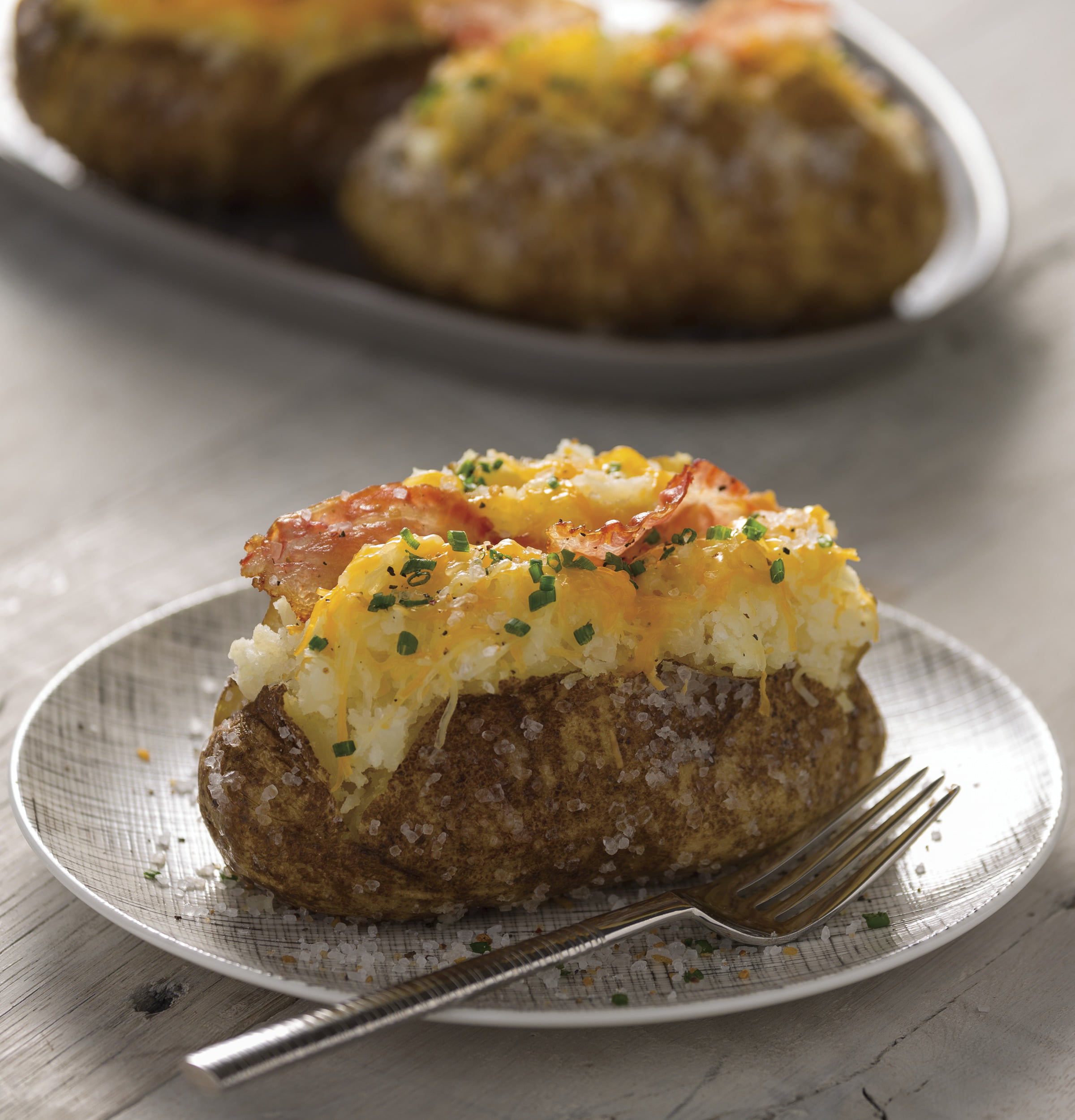 1.4 Cubic Foot Capacity Countertop Microwave Oven, White, JES1460DSWW