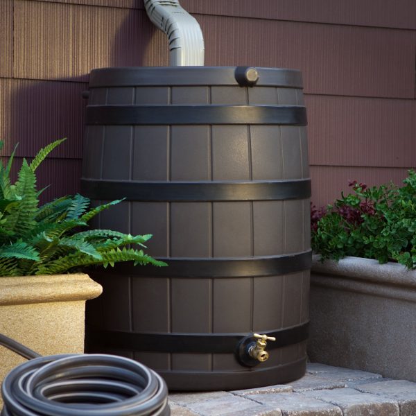 40 Gallon Rain Barrel with Darkened Ribs   Oak