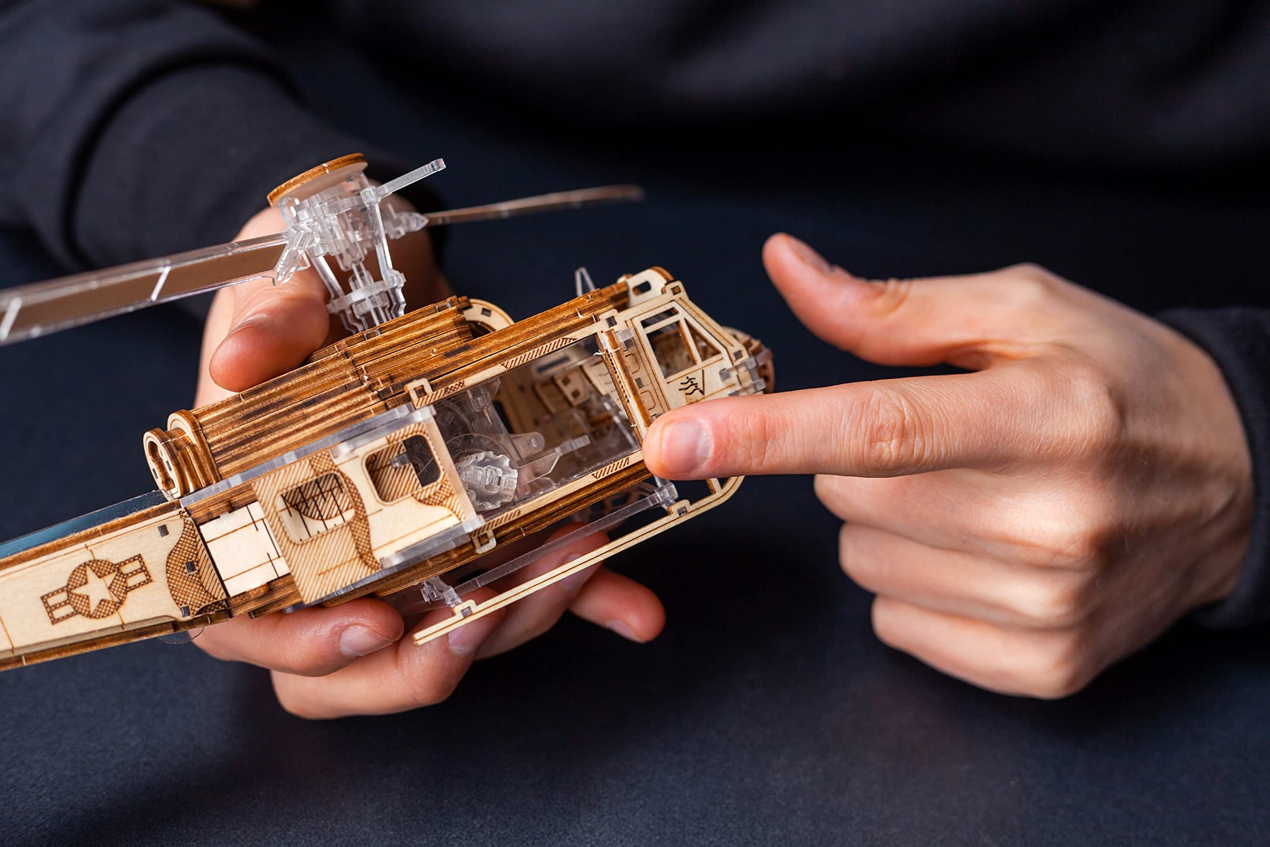 VETER MODELS Model Helicopter Valkirja