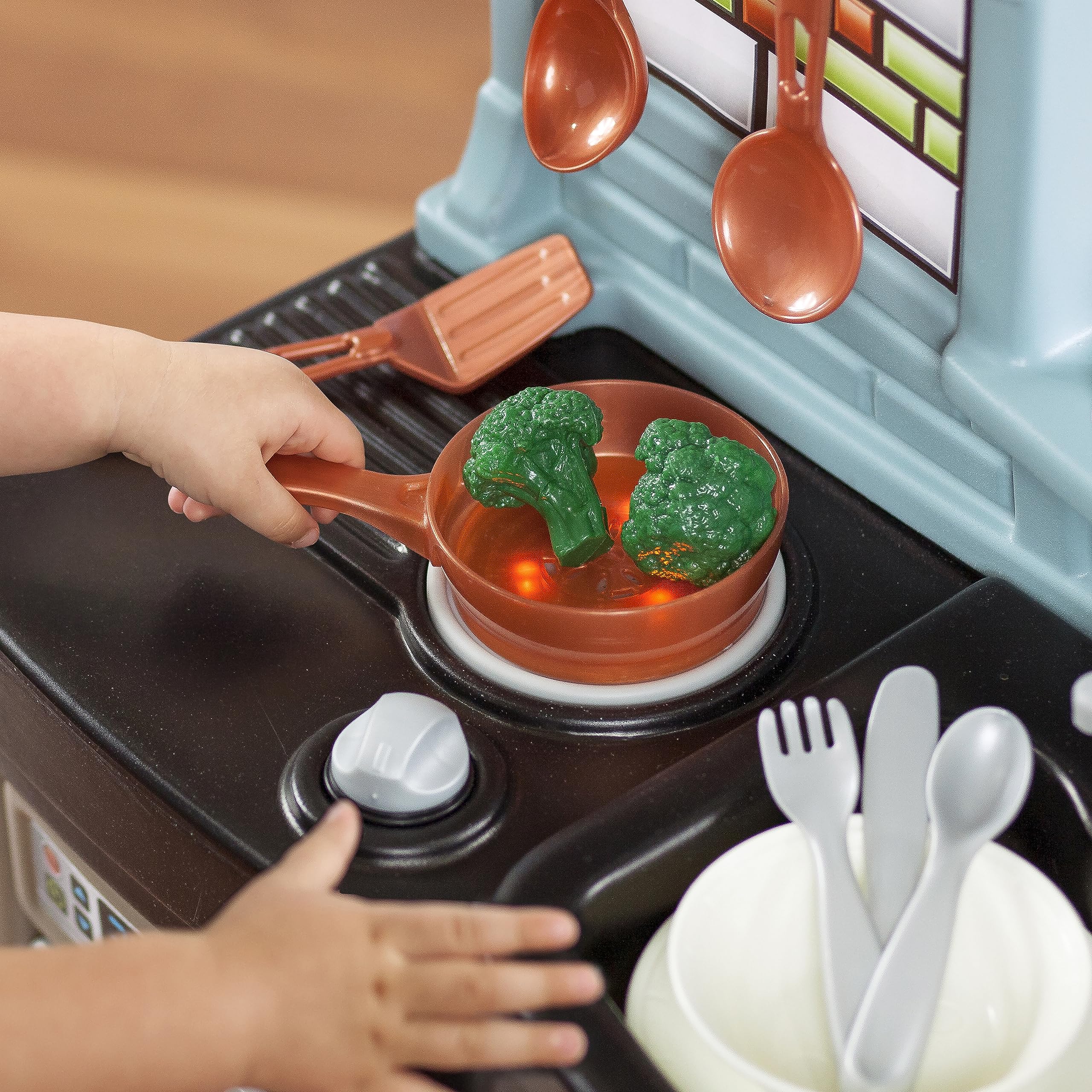 Step2 Best Chefs Kitchen Playset