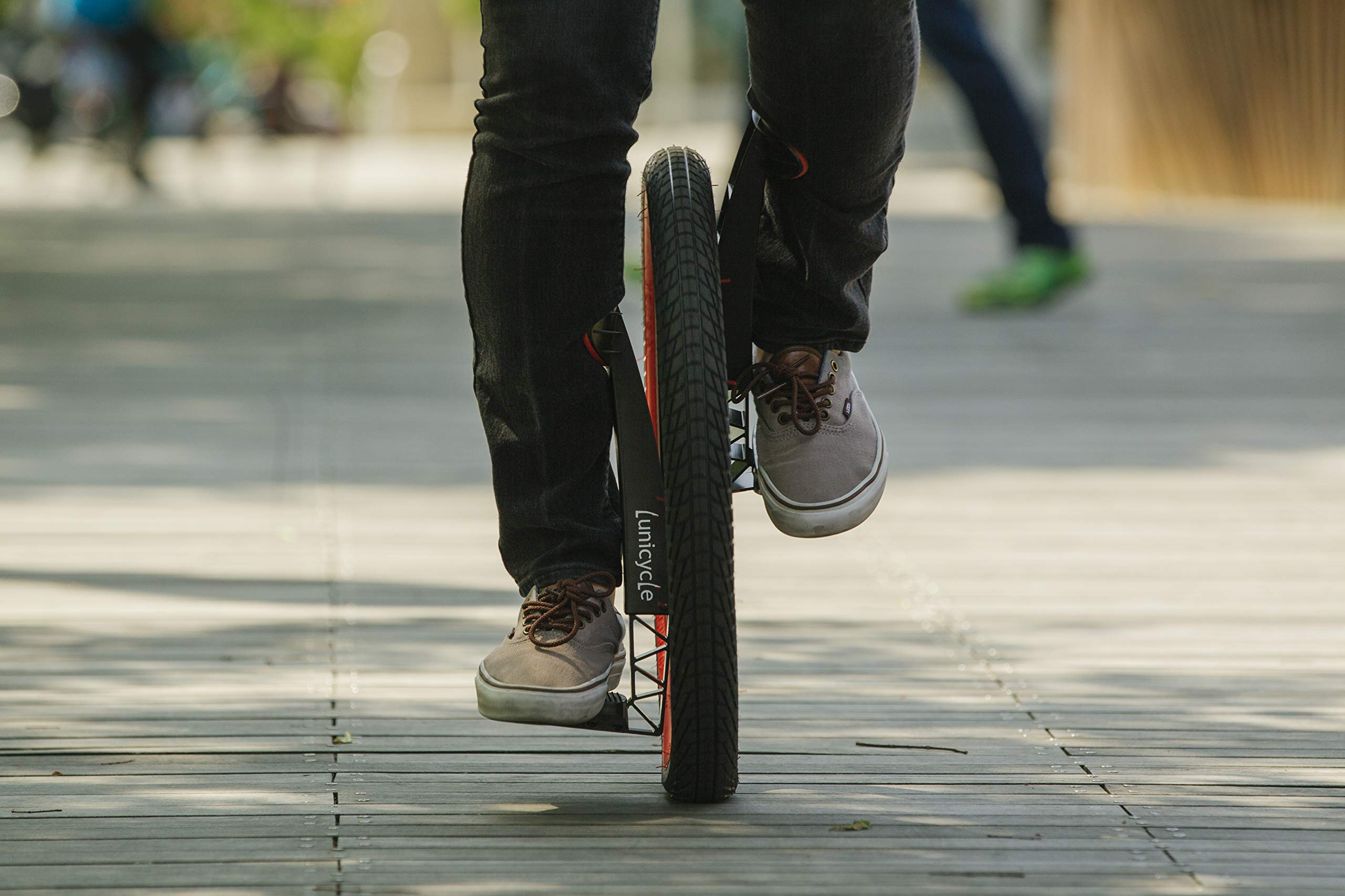 Inventist Lunicycle, a Standing Unicycle