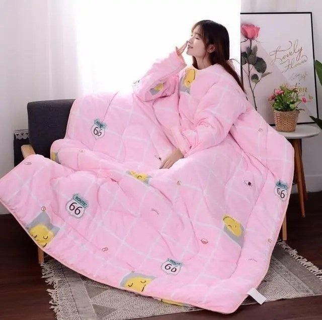 Warm And Cozy Blanket With Sleeves
