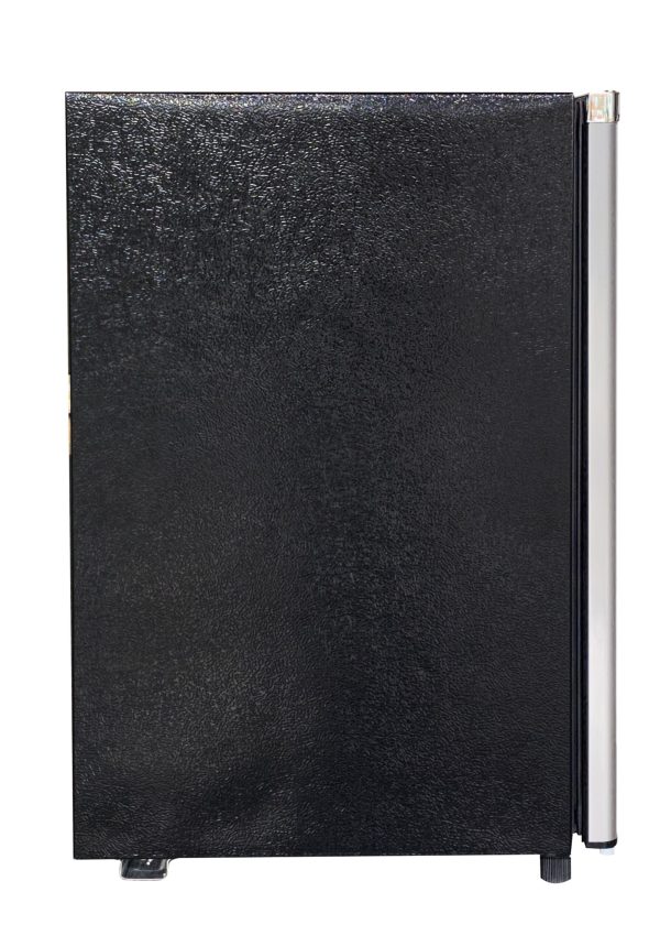 , 4.5 Cu. Ft. Compact Fridge with Chrome Trim EFR492, Platinum