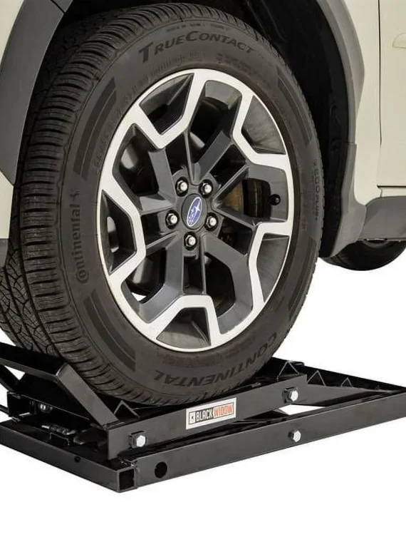 Black Widow Hydraulic Car Lift with Ramp �C 3,000 lb. per pair Capacity