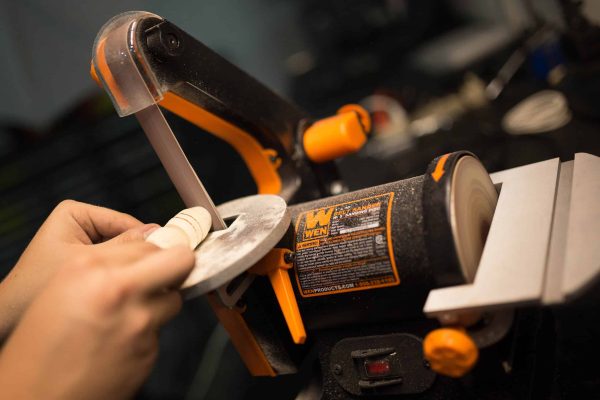 2.3-Amp Benchtop Sander