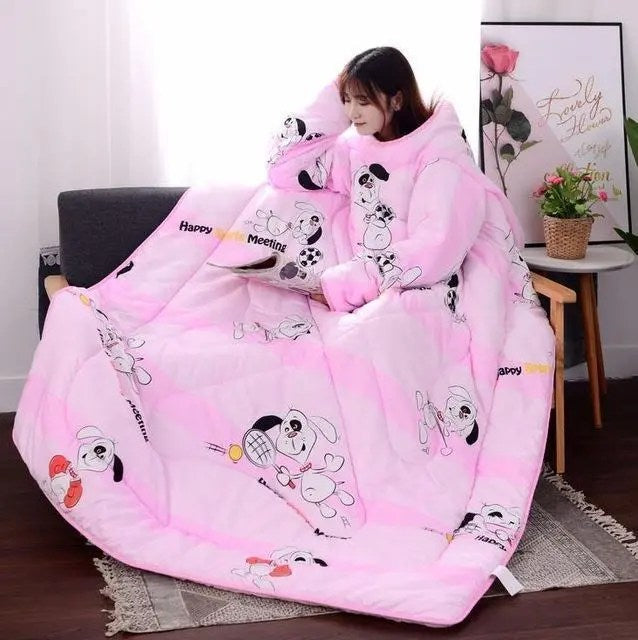 Warm And Cozy Blanket With Sleeves