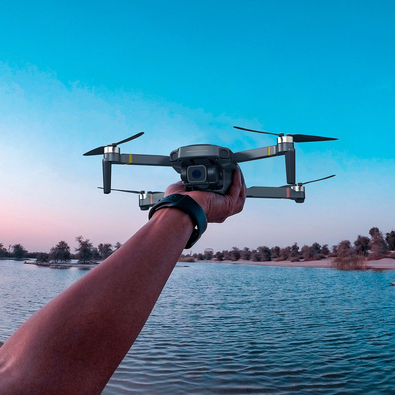 Snaptain - P30 4K Drone with Camera GPS and Remote Controller - Grey