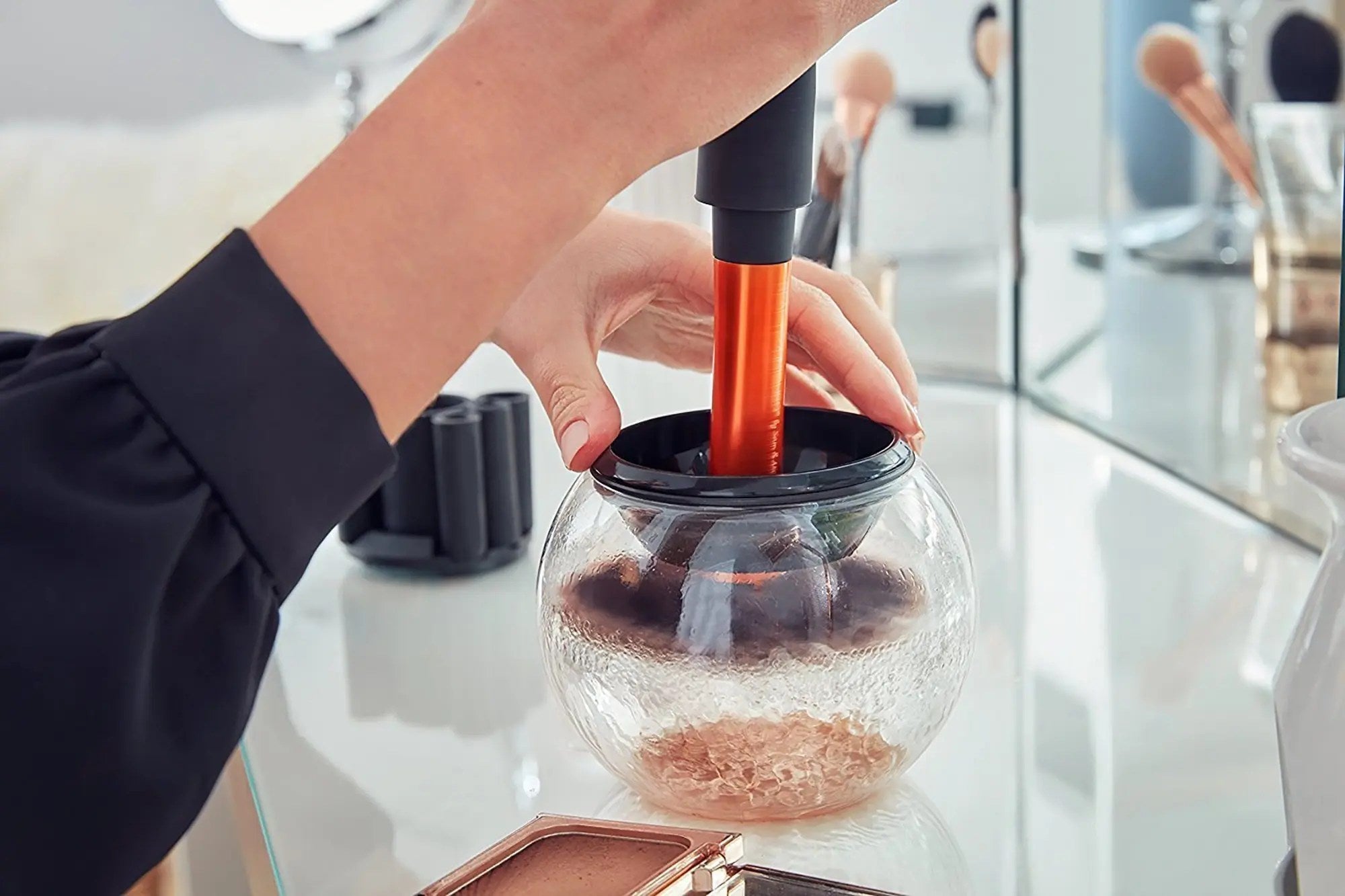 Spinning Makeup Brush Cleaner Electric Spin Dryer Machine