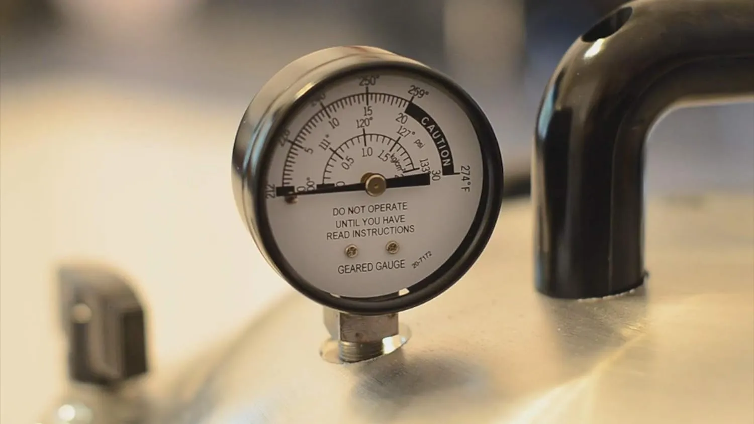 All American 1930 21.5qt Pressure Cooker & Canner, Aluminum, Metal-to-Metal Seal, Gas & Electric Compatible, Made in USA