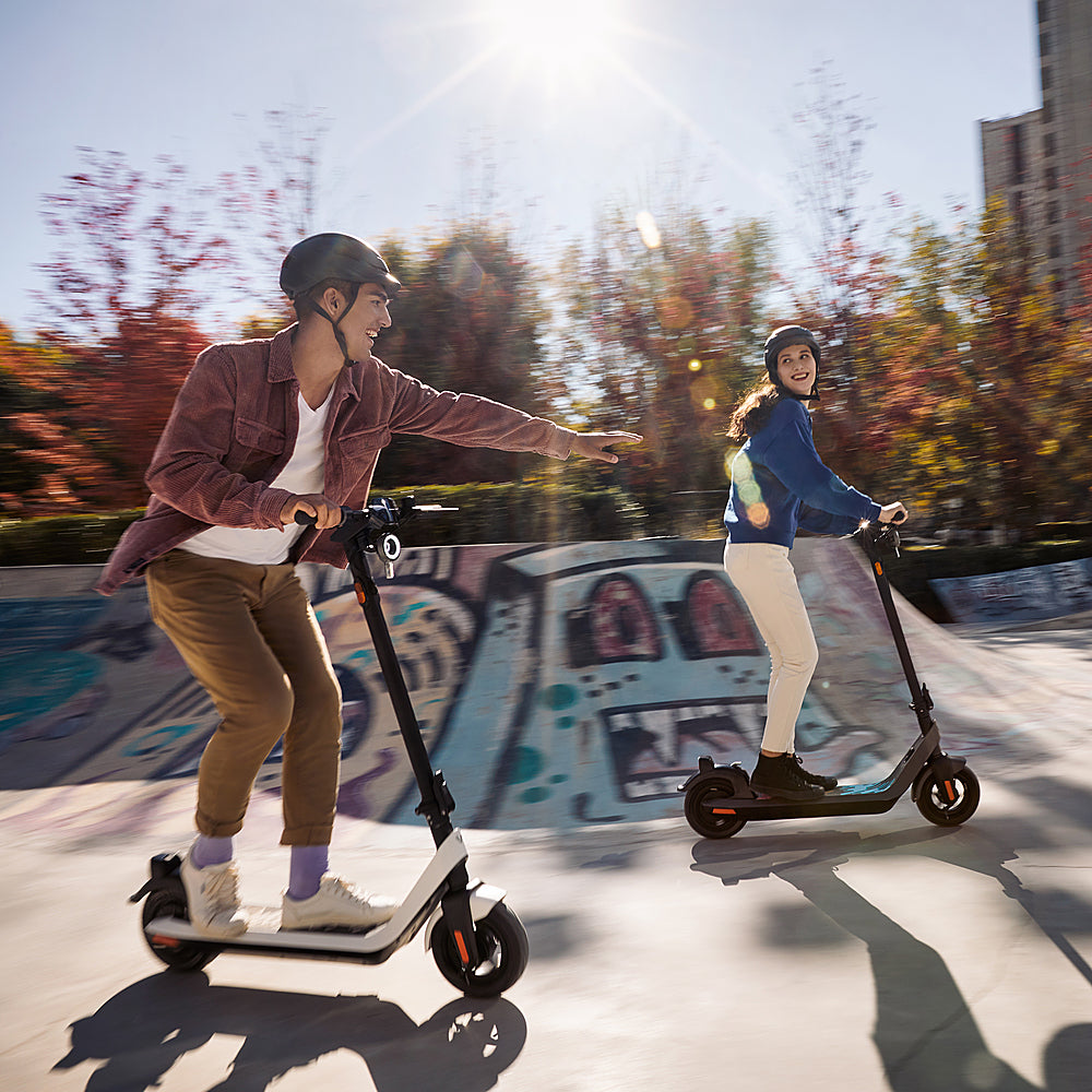 NIU - KQi2 Pro Foldable Electric Kick Scooter w/ 25 mi Max Operating Range & 17.4 mph Max Speed - Grey