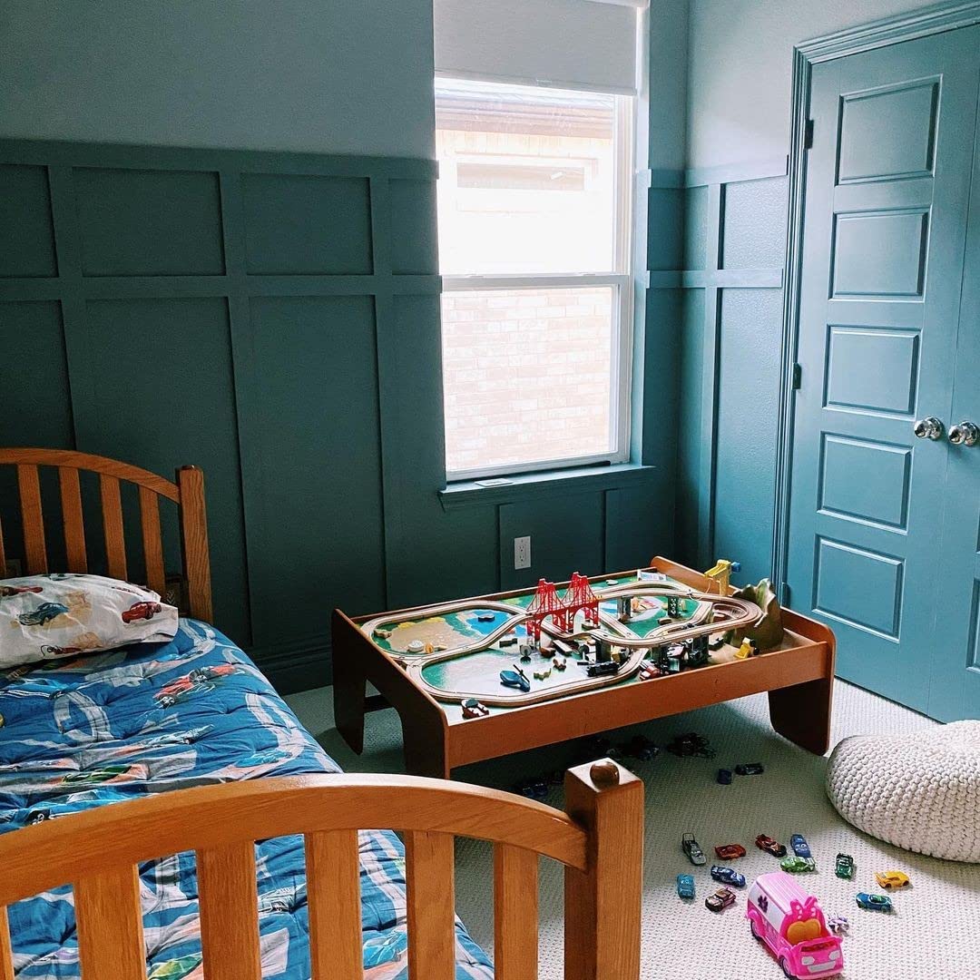 KidKraft Waterfall Mountain Train Table